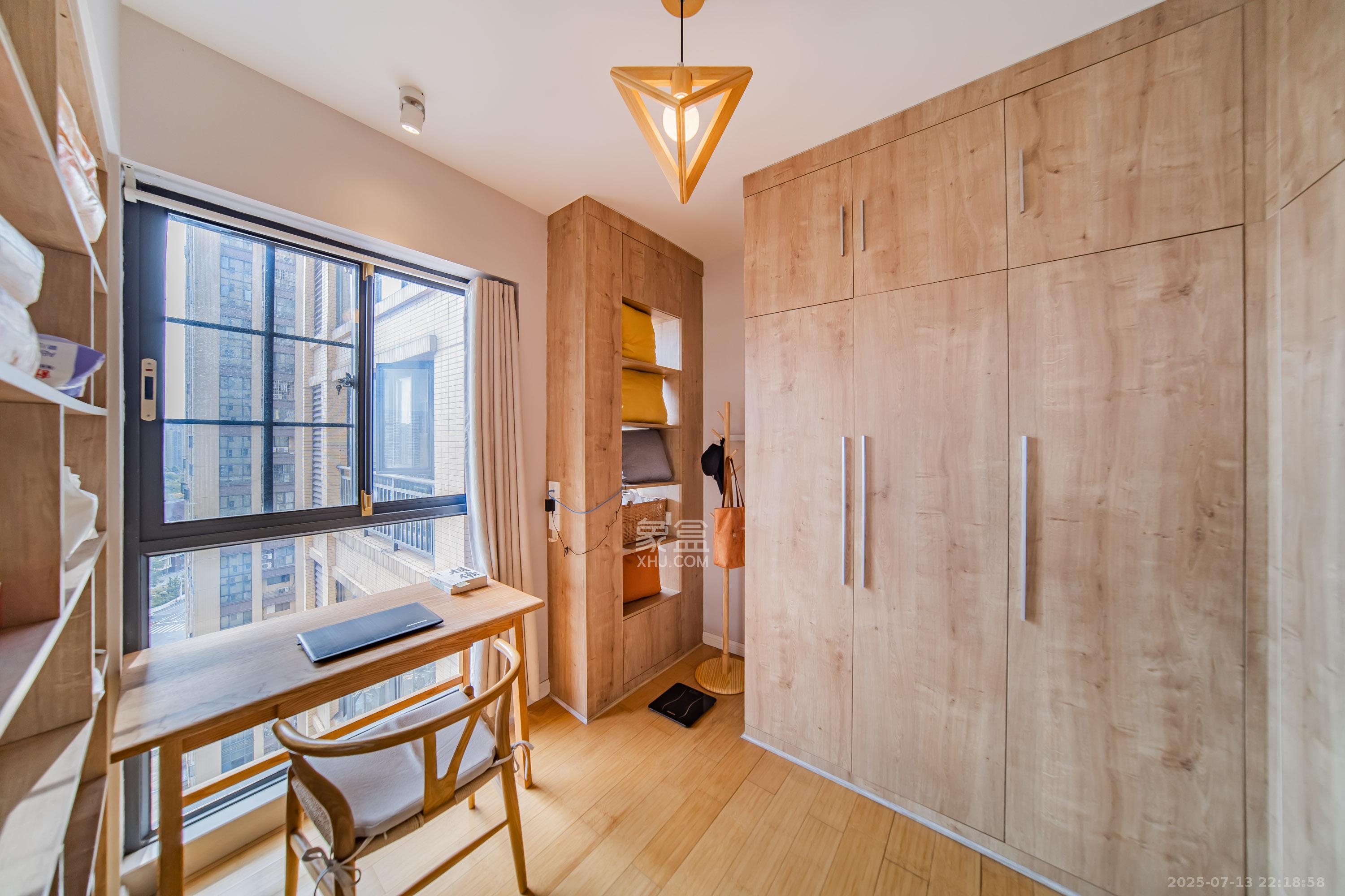 湘熙水郡(观澜海赋家园)  3室2厅1卫    115.0万 湘熙水郡(观澜海赋家园)  3室2厅1卫    115.0万卧室