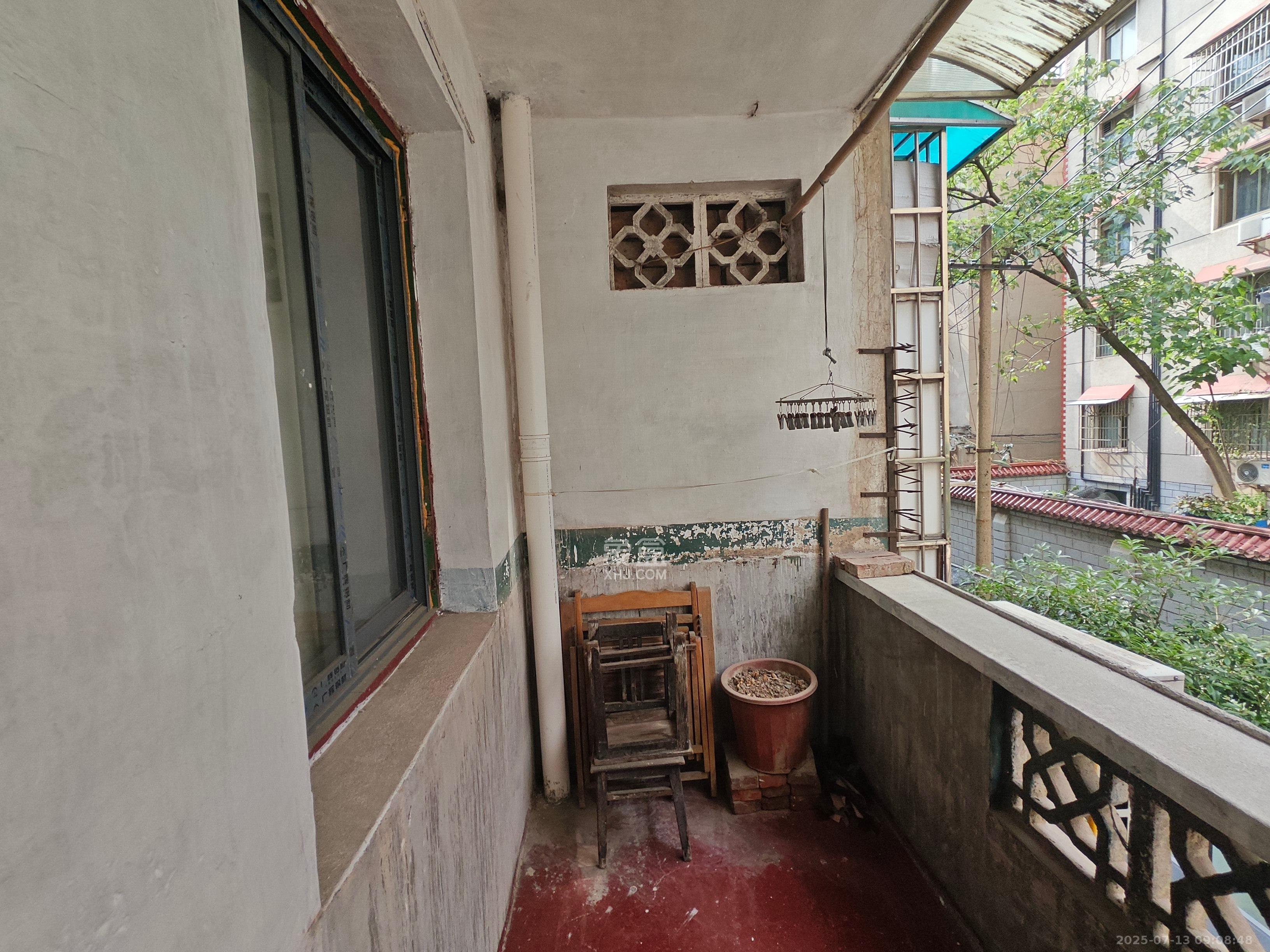 佘家塘、富雅里散盘 1室2厅1卫 1400.0元/月 佘家塘、富雅里散盘 1室2厅1卫 1400.0元/月室内图