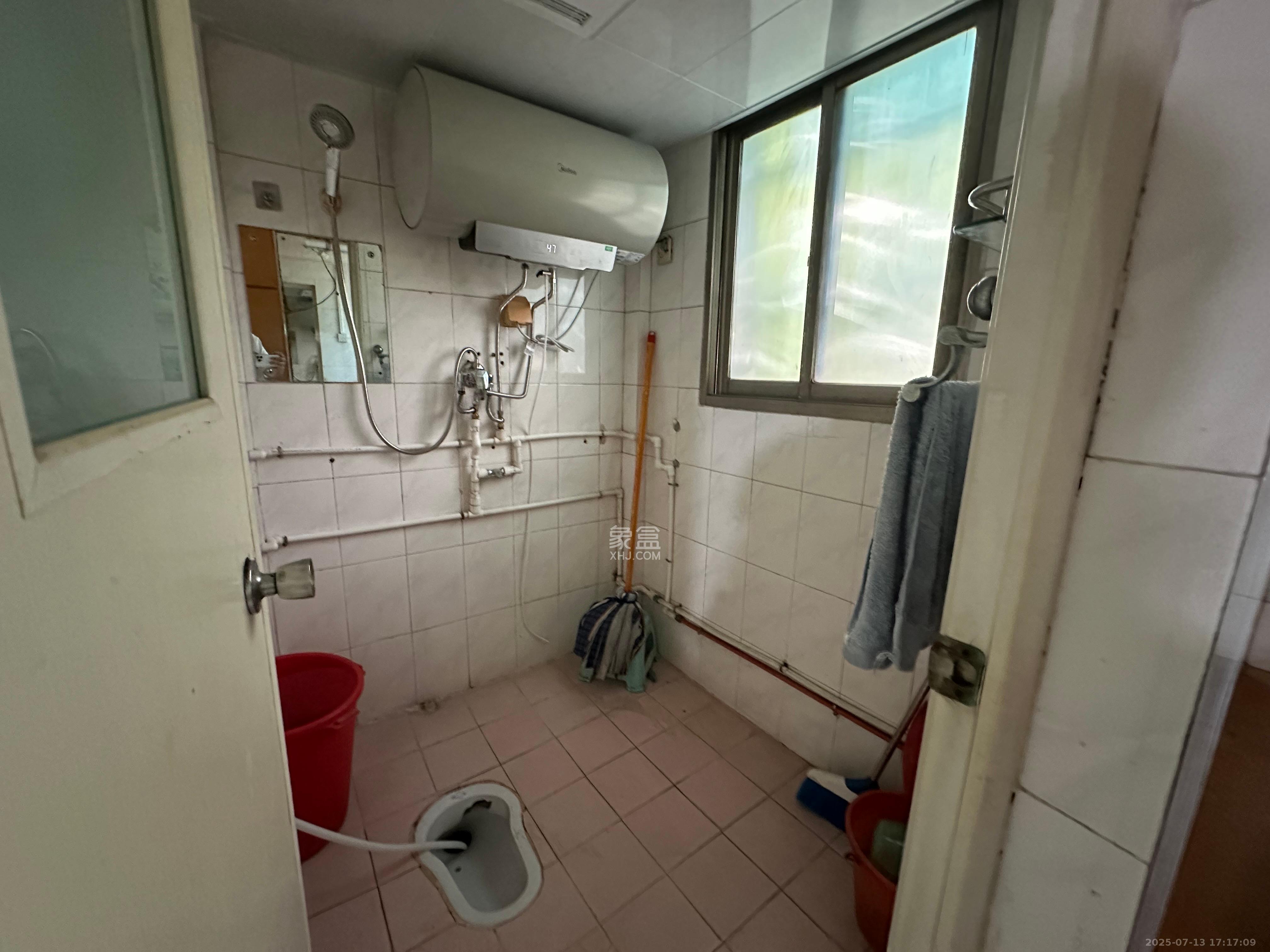 赤岗小区(一二三片) 2室1厅1卫 1500.0元/月 赤岗小区(一二三片) 2室1厅1卫 1500.0元/月室内图