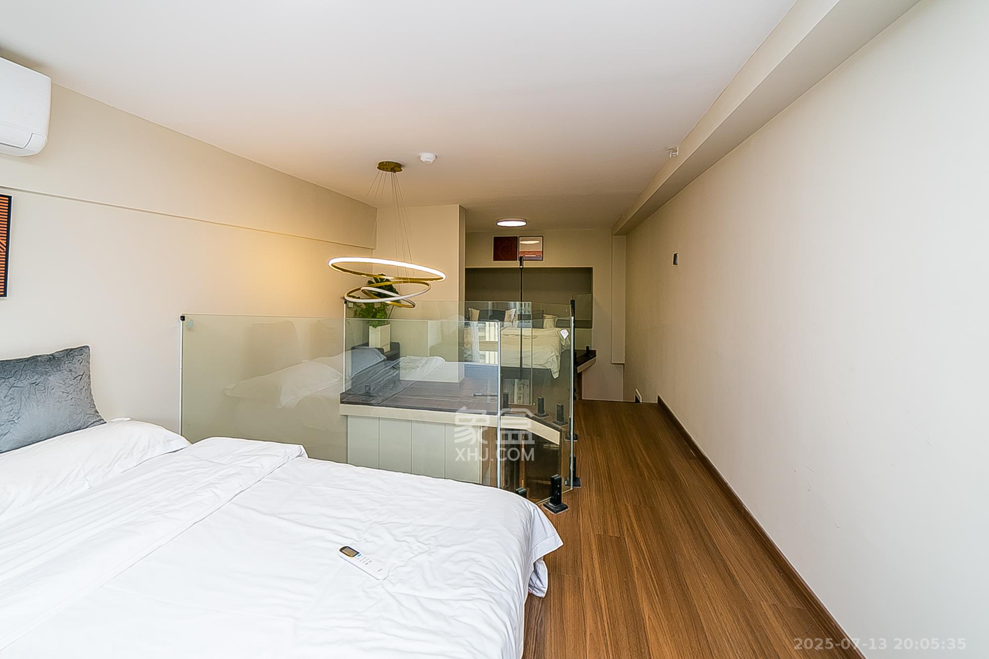 卓越江岸  2室1厅1卫    39.8万 卓越江岸  2室1厅1卫    39.8万卧室