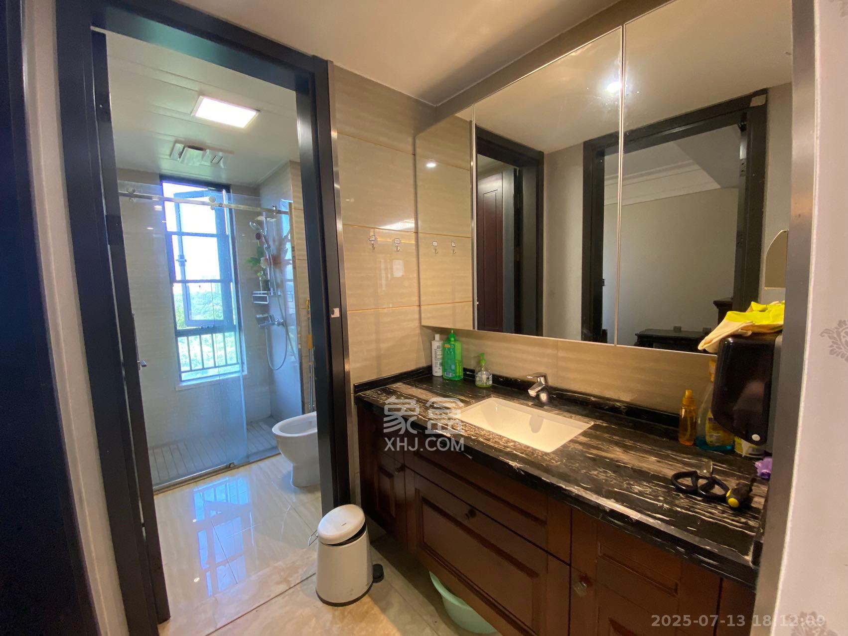 万科紫台  4室2厅2卫    6800.0元/月 万科紫台  4室2厅2卫    6800.0元/月室内图