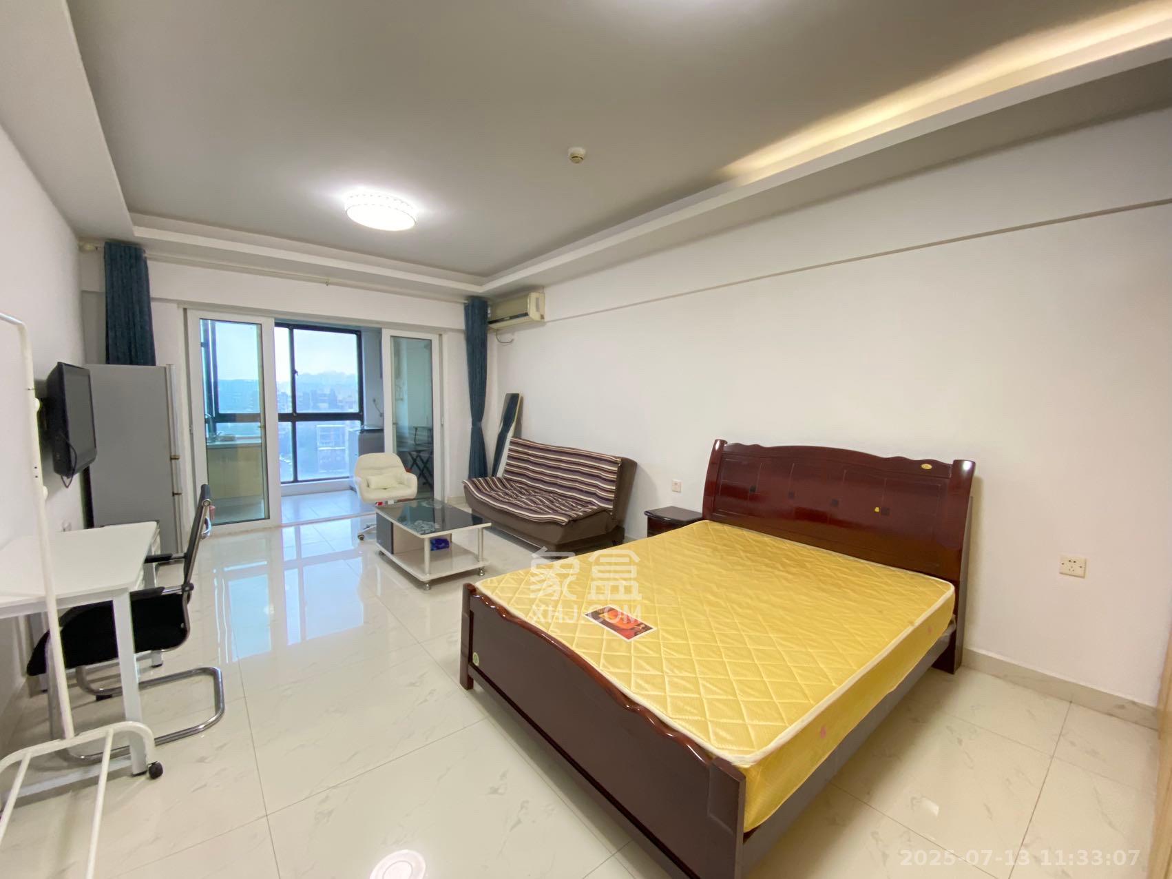 山水湾  1室1厅1卫   1400.00元/月室内图