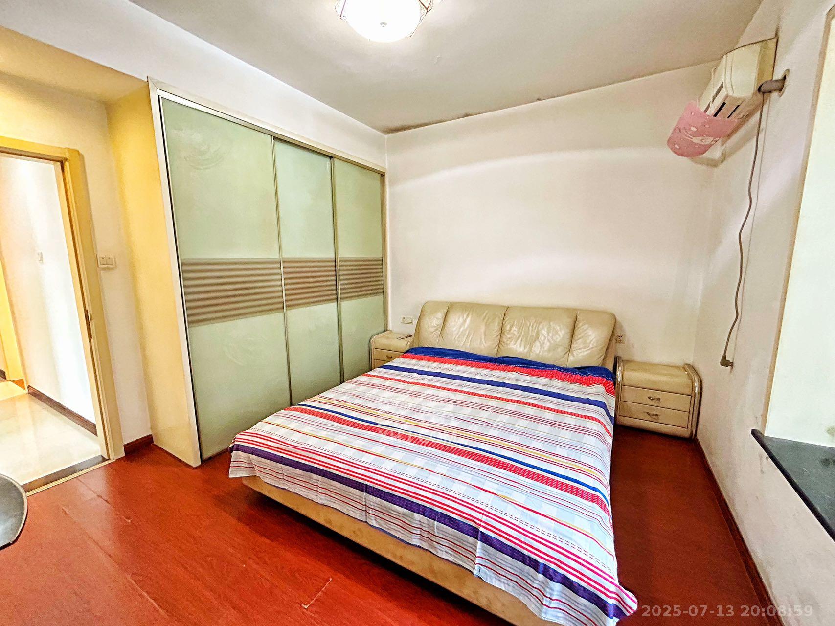 滨江君悦香邸 3室2厅2卫 2600.0元/月 滨江君悦香邸 3室2厅2卫 2600.0元/月室内图