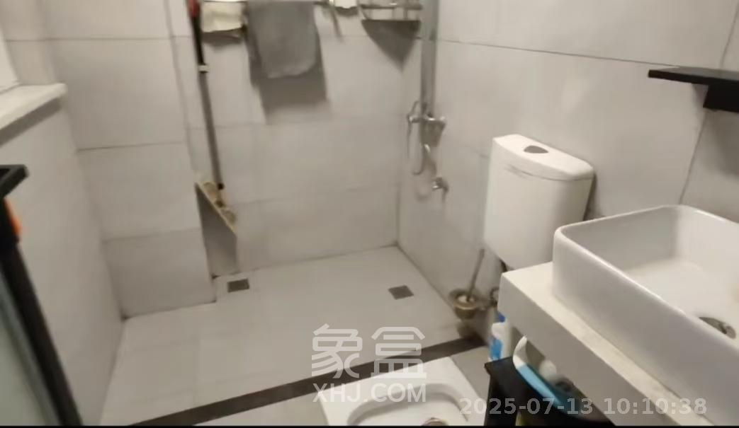 梅溪正荣府  2室2厅2卫   2200.00元/月室内图