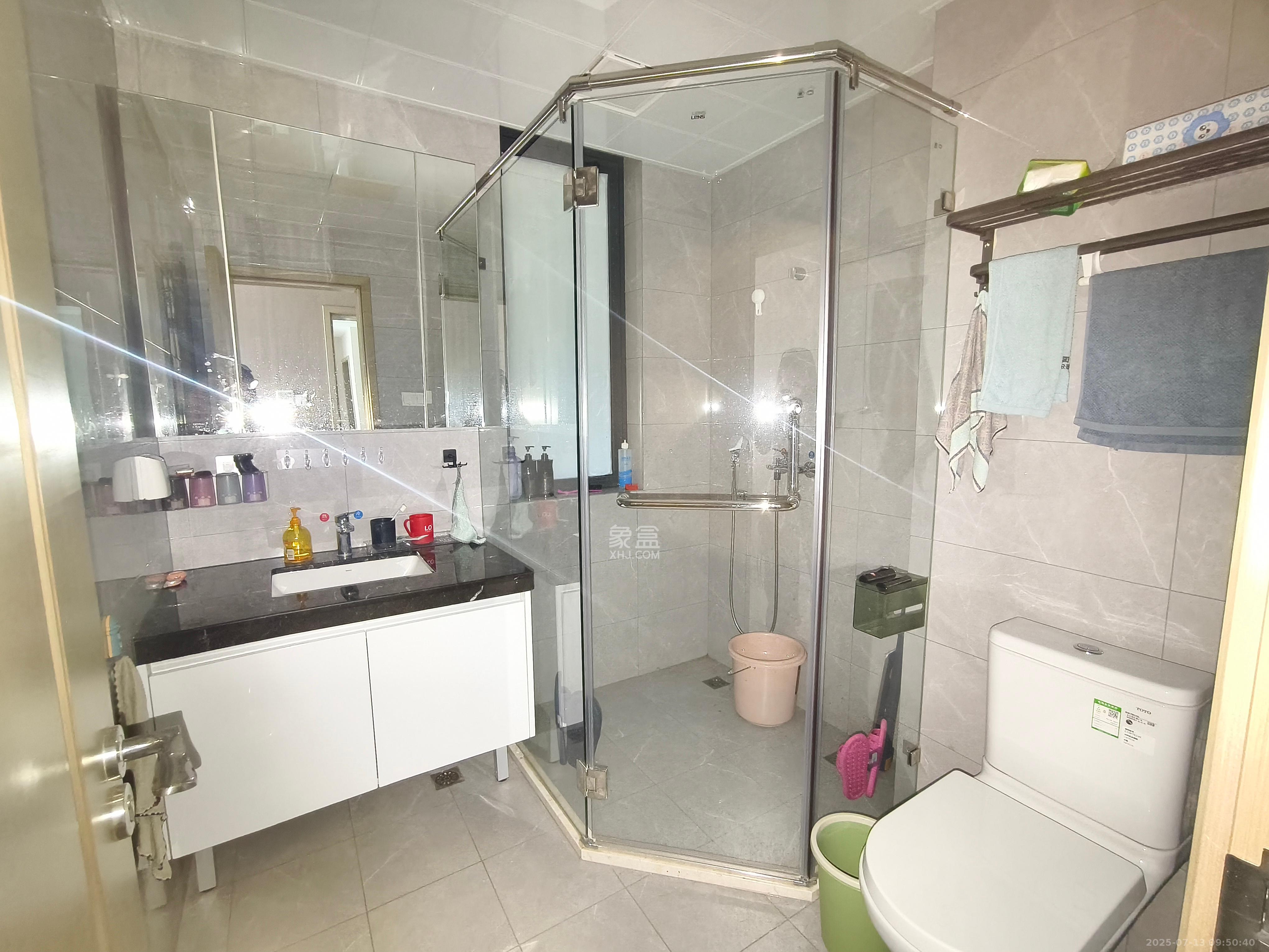 运达锦绣广场 3室2厅2卫 3680.0元/月 运达锦绣广场 3室2厅2卫 3680.0元/月室内图