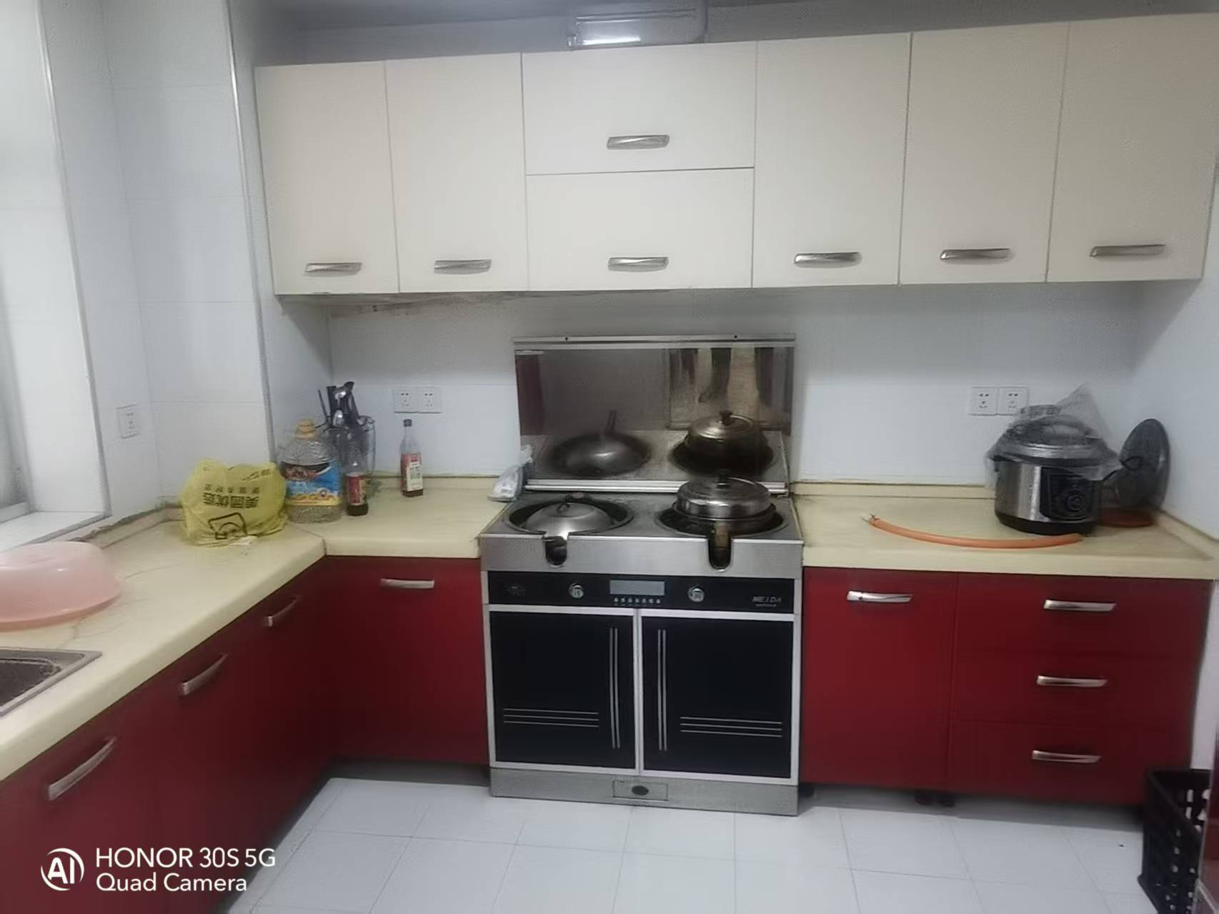 龙庭贵筑  3室2厅2卫    1800.0元/月 龙庭贵筑  3室2厅2卫    1800.0元/月室内图