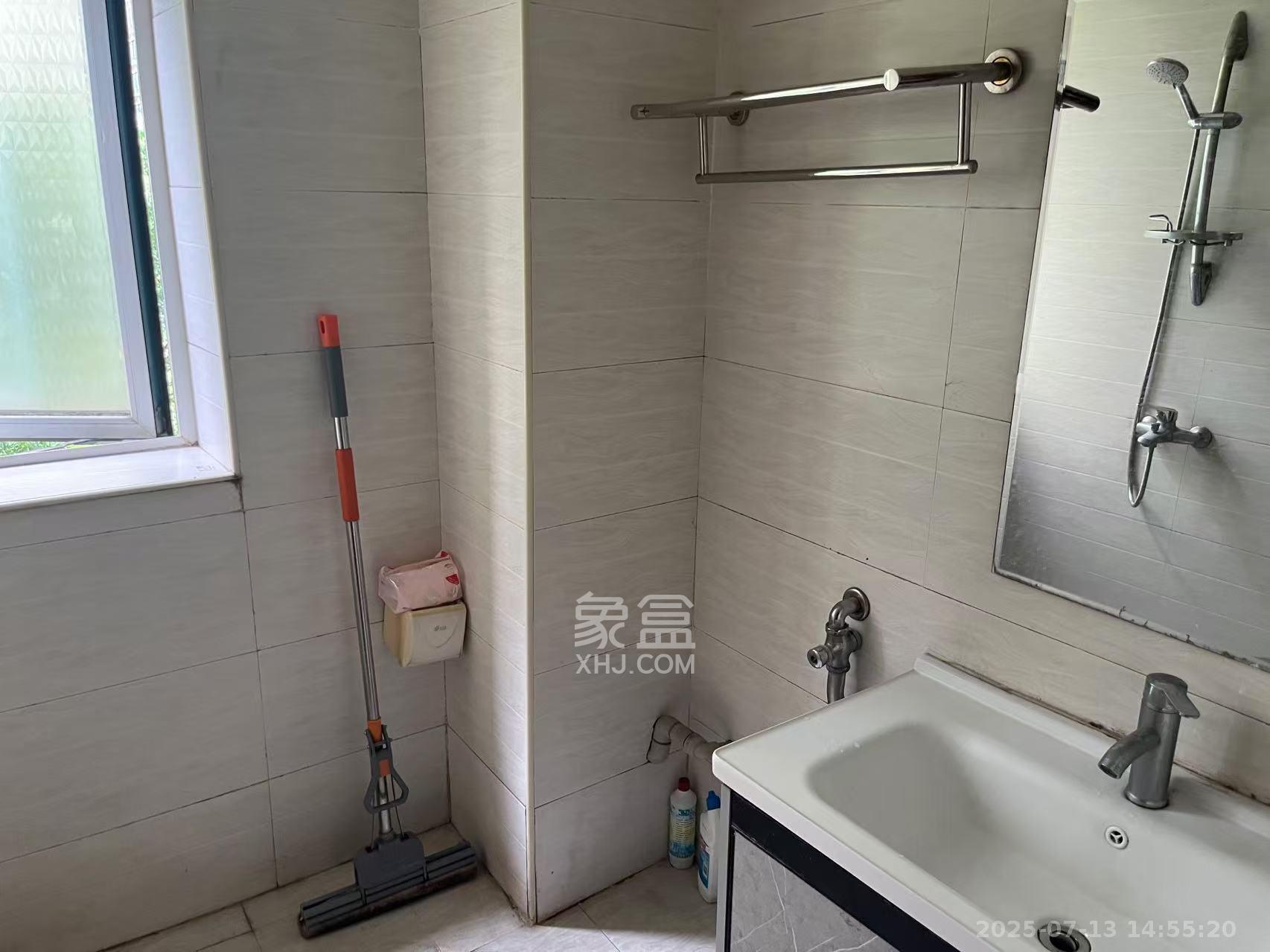 湘水和天下 2室1厅1卫 1900.0元/月 湘水和天下 2室1厅1卫 1900.0元/月室内图