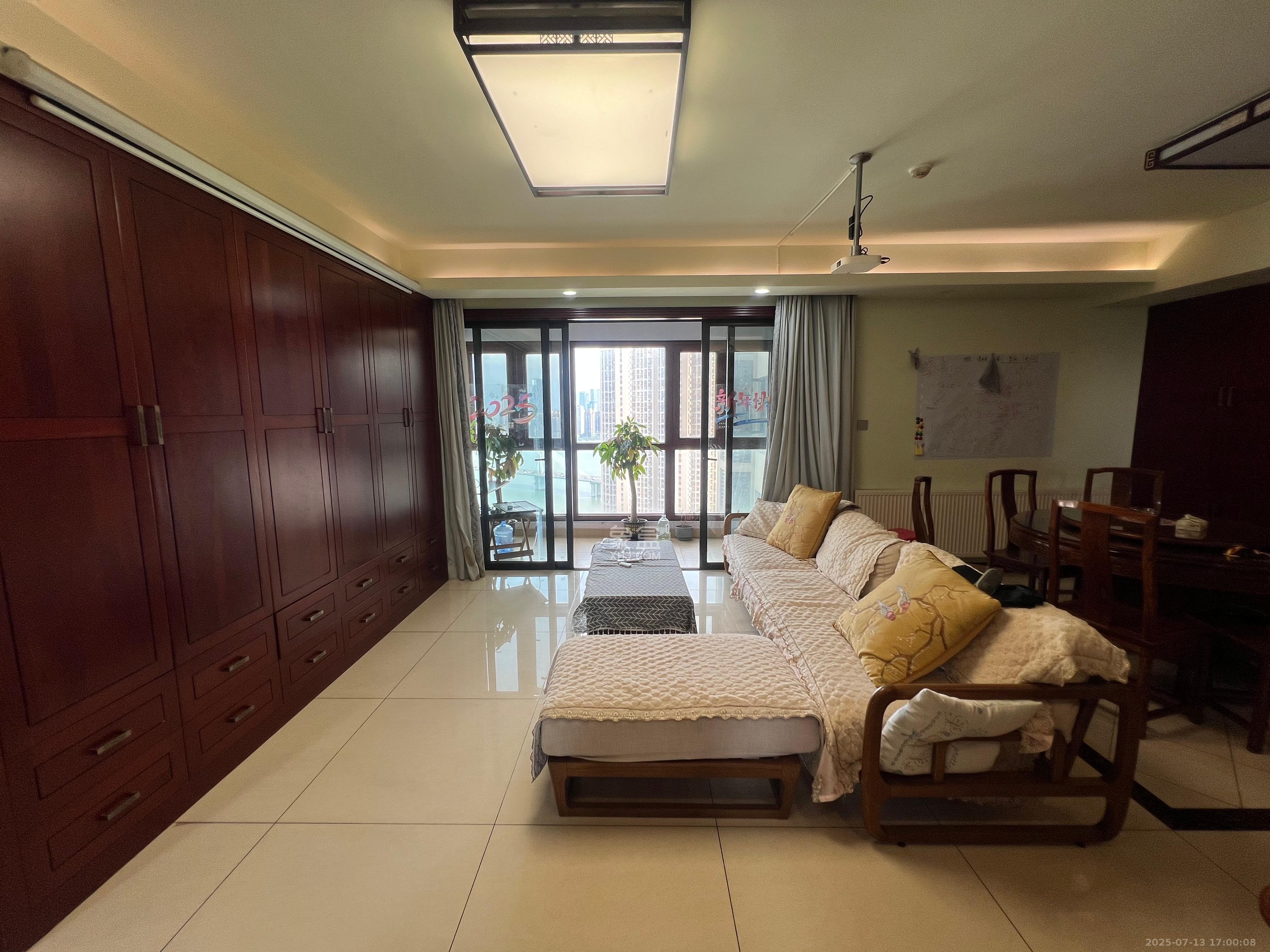 万科里金域国际  4室2厅2卫    4000.0元/月 万科里金域国际  4室2厅2卫    4000.0元/月