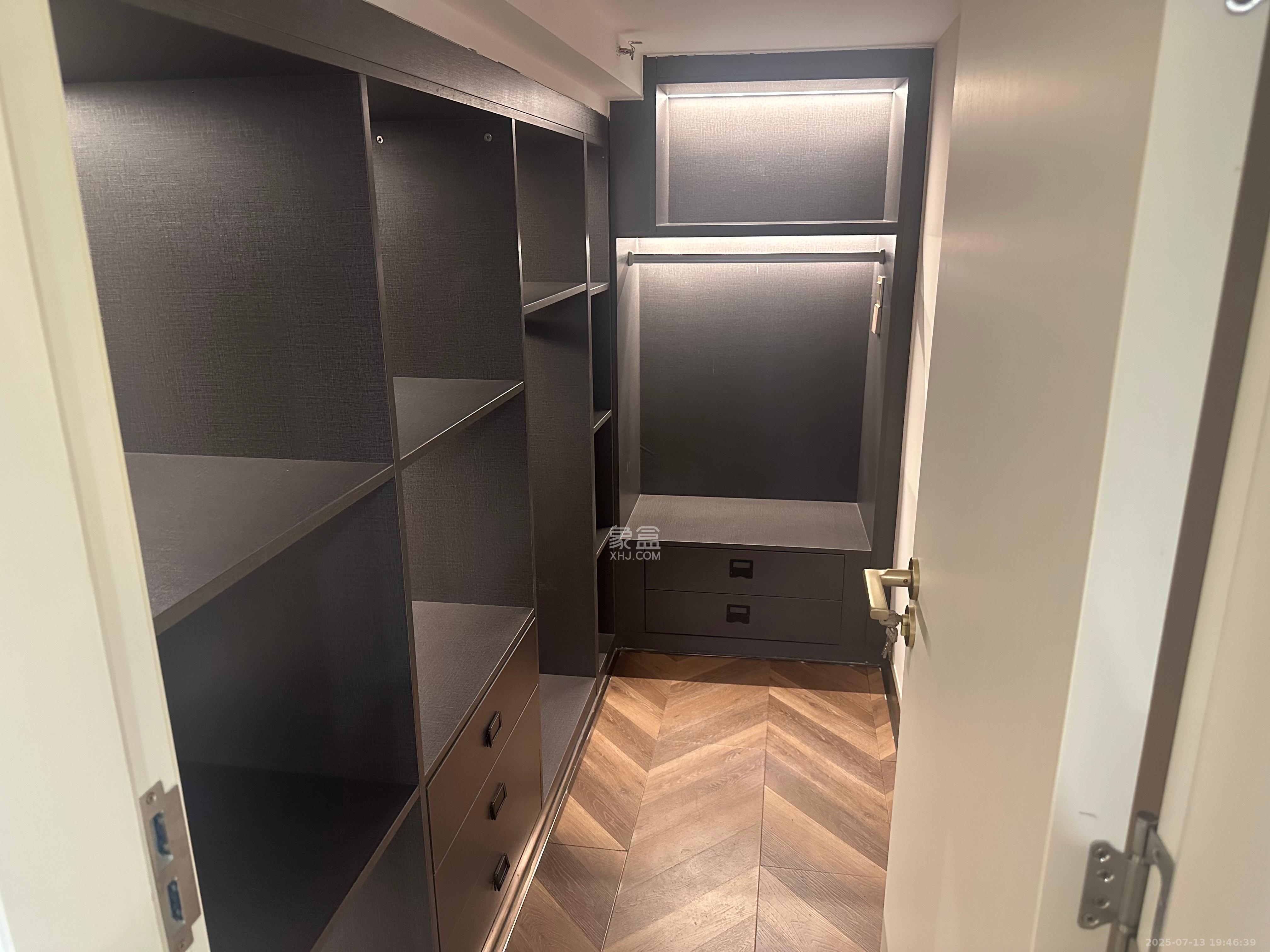 明昇壹城(明昇时代广场)三期 2室1厅1卫 3400.0元/月 明昇壹城(明昇时代广场)三期 2室1厅1卫 3400.0元/月室内图