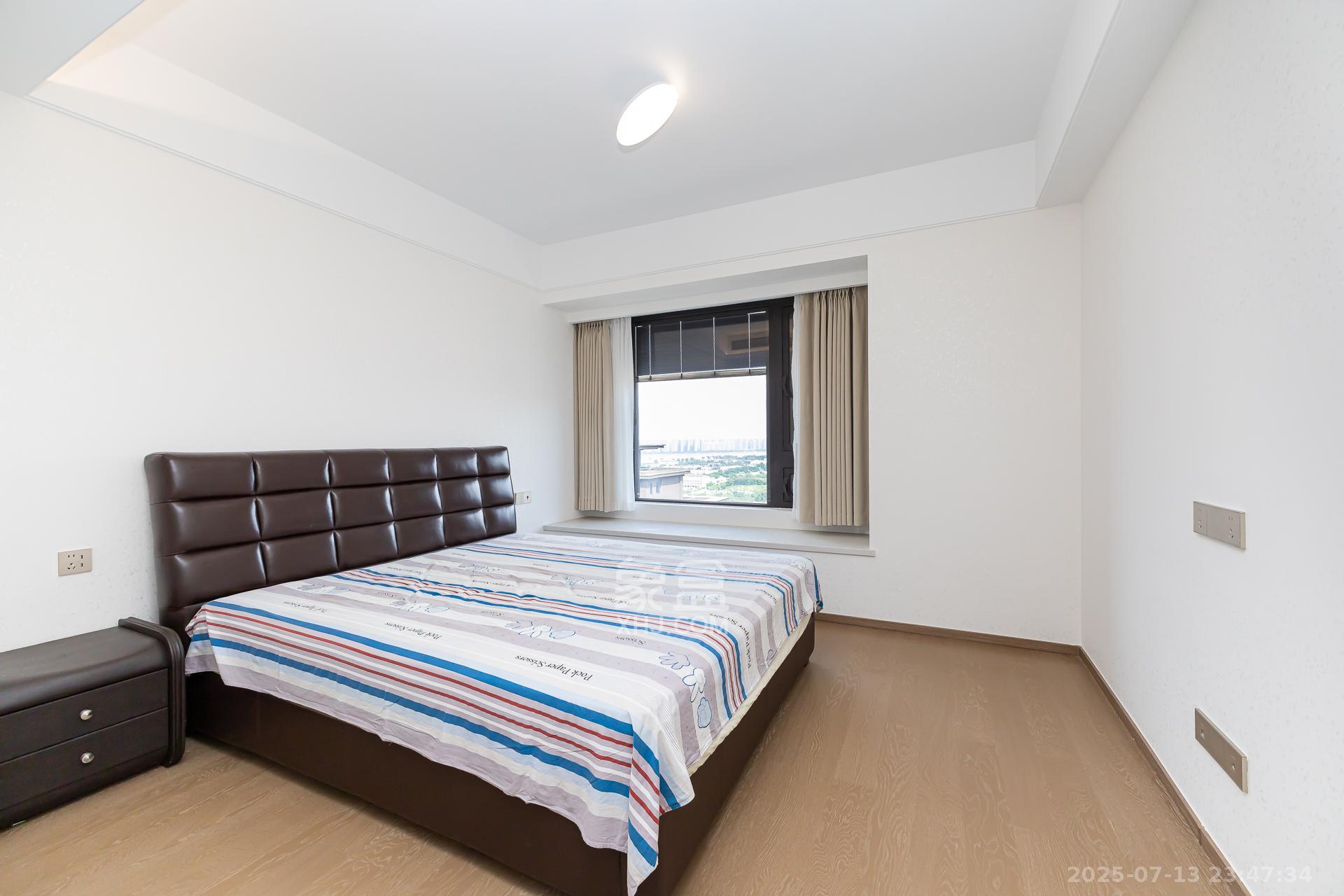 时代建发和著 4室2厅2卫 210.0万 时代建发和著 4室2厅2卫 210.0万卧室