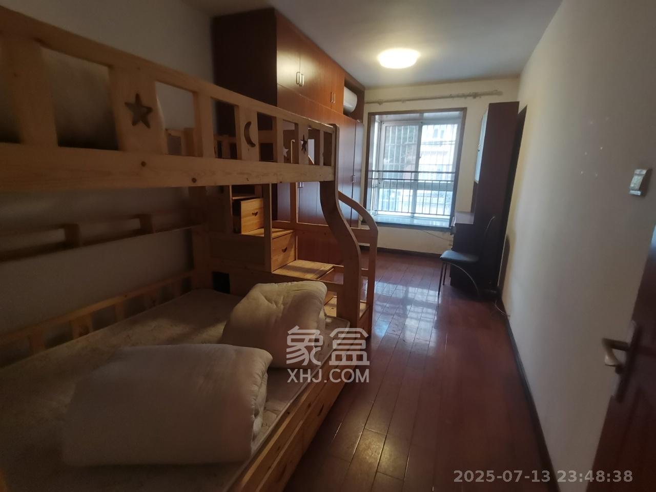 凯富嘉园  2室2厅1卫    1300.0元/月 凯富嘉园  2室2厅1卫    1300.0元/月室内图