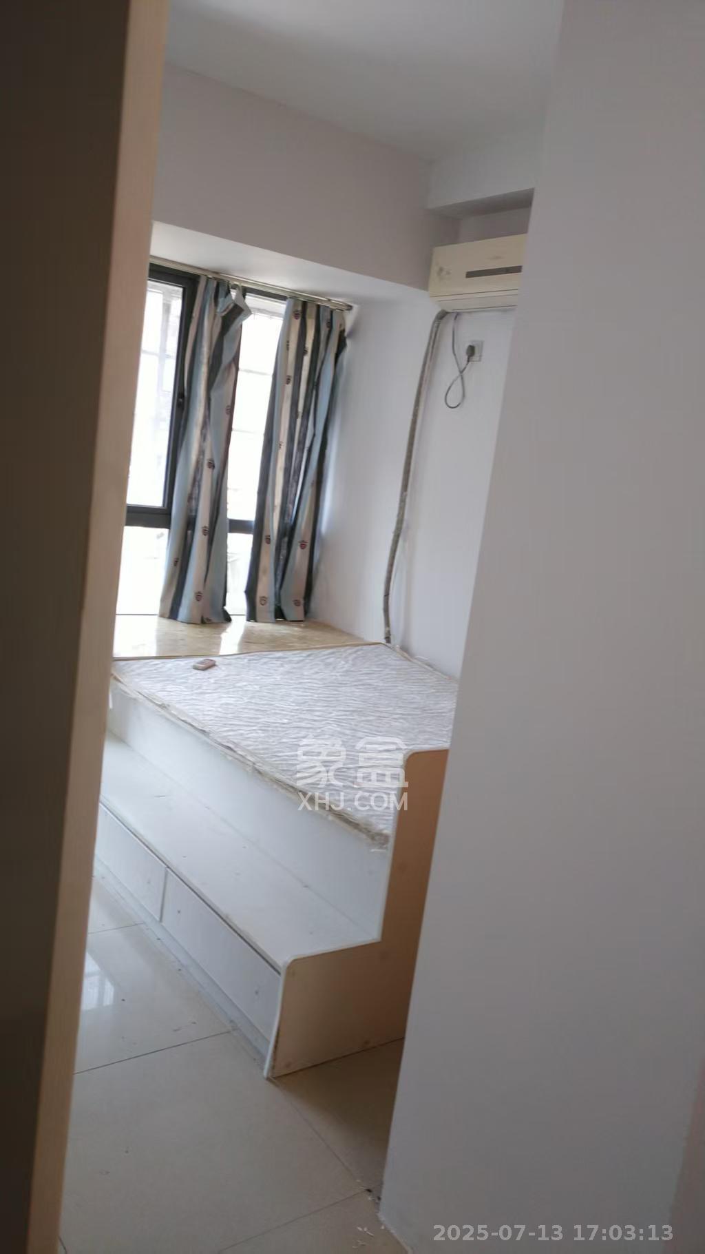 万博汇  1室1厅1卫    1300.0元/月 万博汇  1室1厅1卫    1300.0元/月