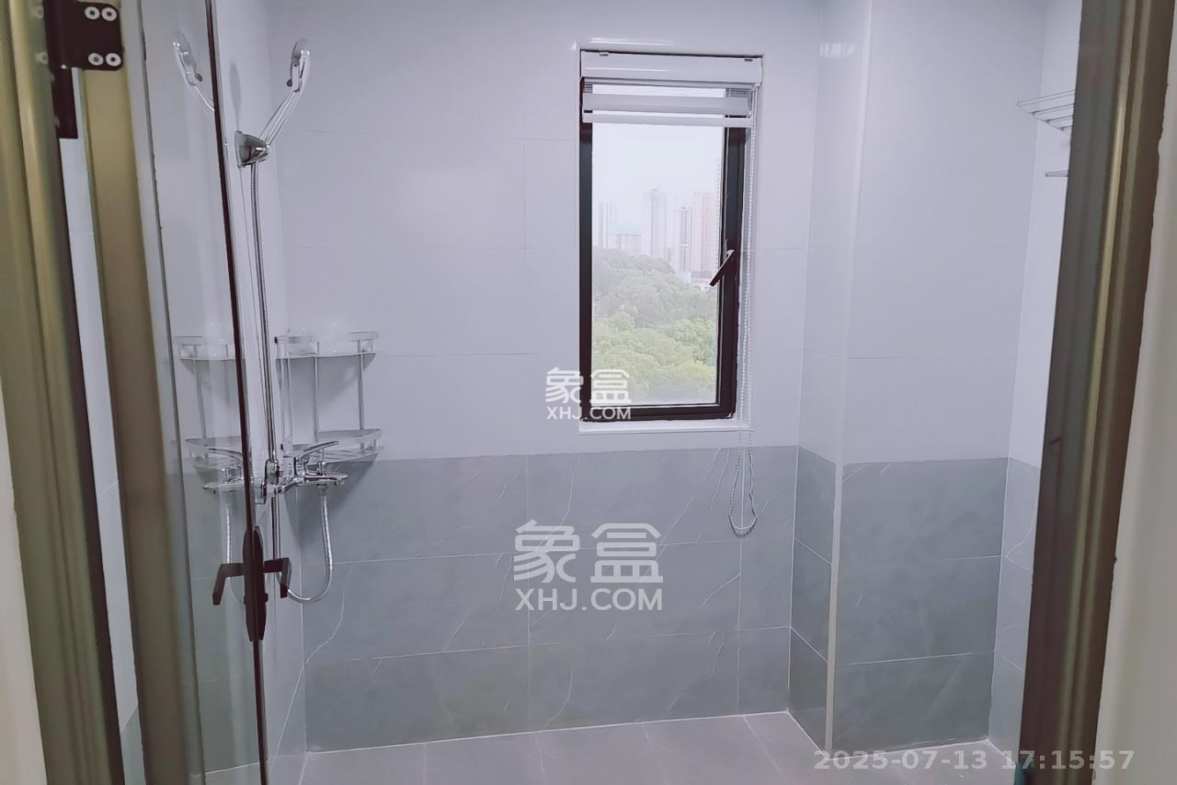 中建嘉和城  3室2厅2卫    2300.0元/月 中建嘉和城  3室2厅2卫    2300.0元/月室内图