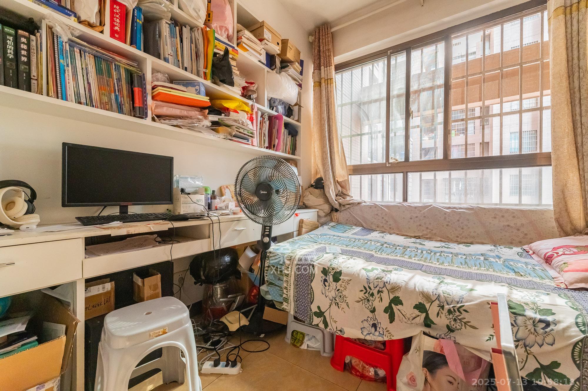 家和院  3室2厅1卫    65.0万 家和院  3室2厅1卫    65.0万卧室