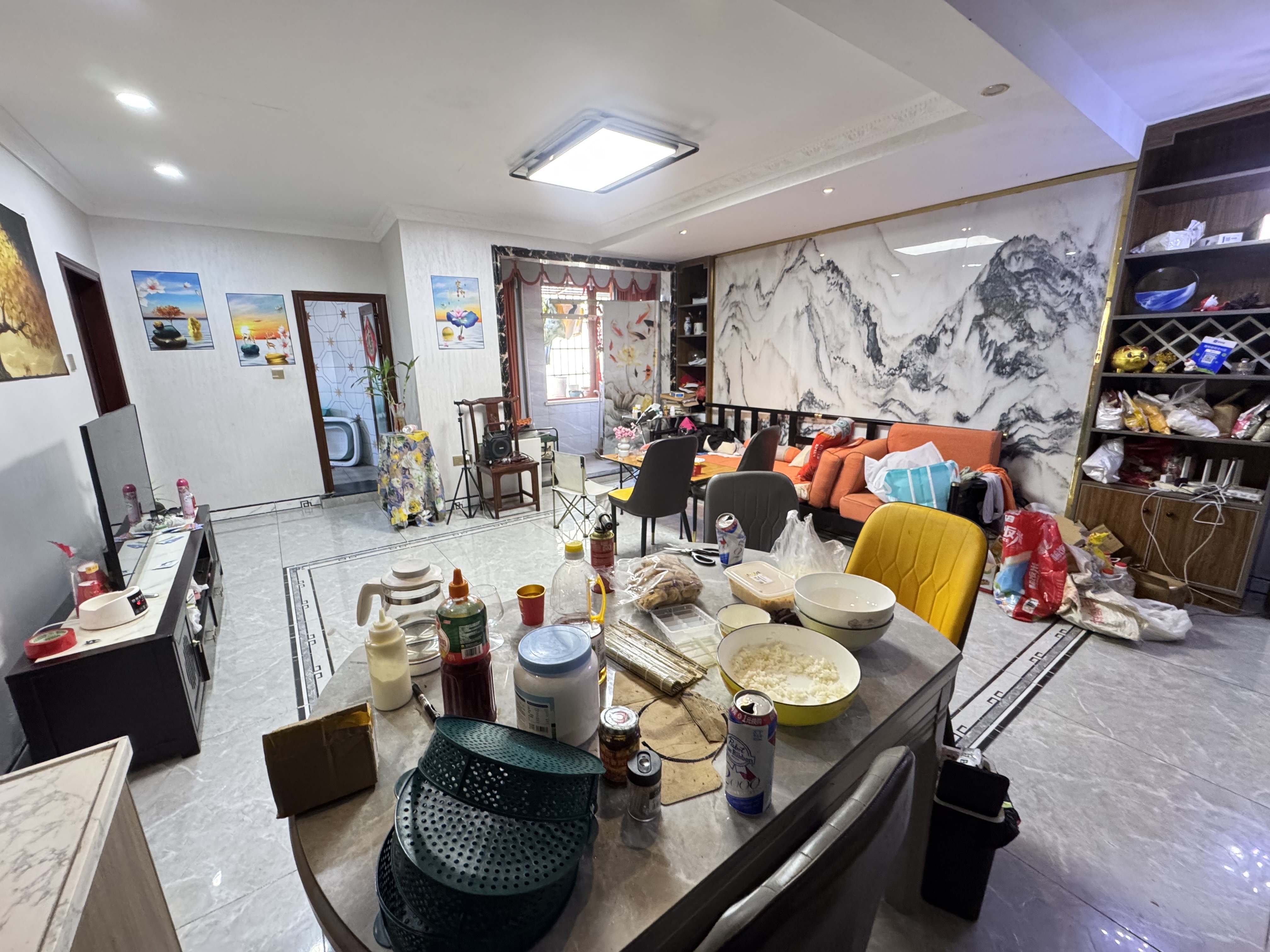 节能大厦  2室2厅1卫    73.0万 节能大厦  2室2厅1卫    73.0万客厅