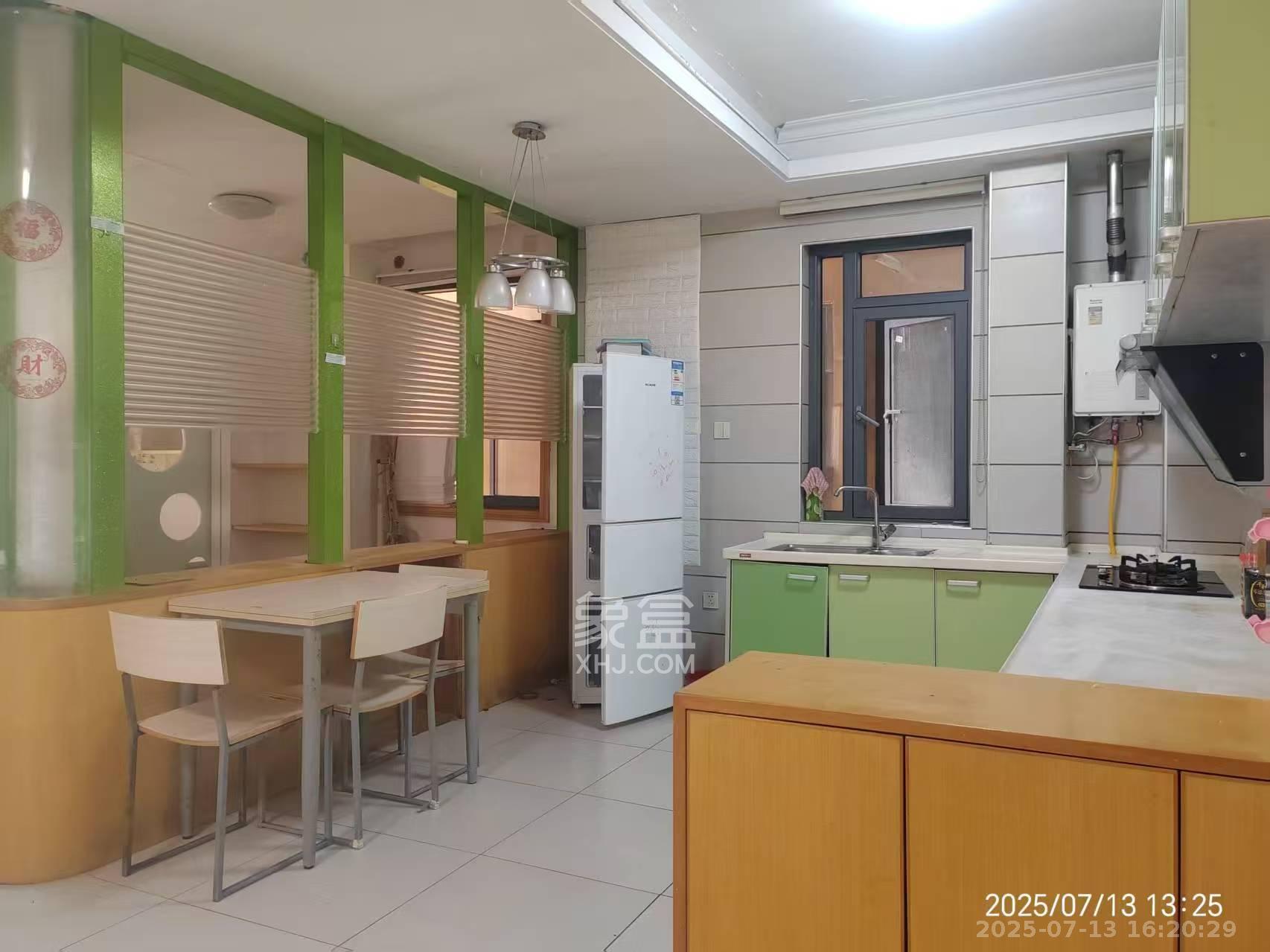 宏泽佳园 1室2厅1卫 3000.0元/月 宏泽佳园 1室2厅1卫 3000.0元/月室内图