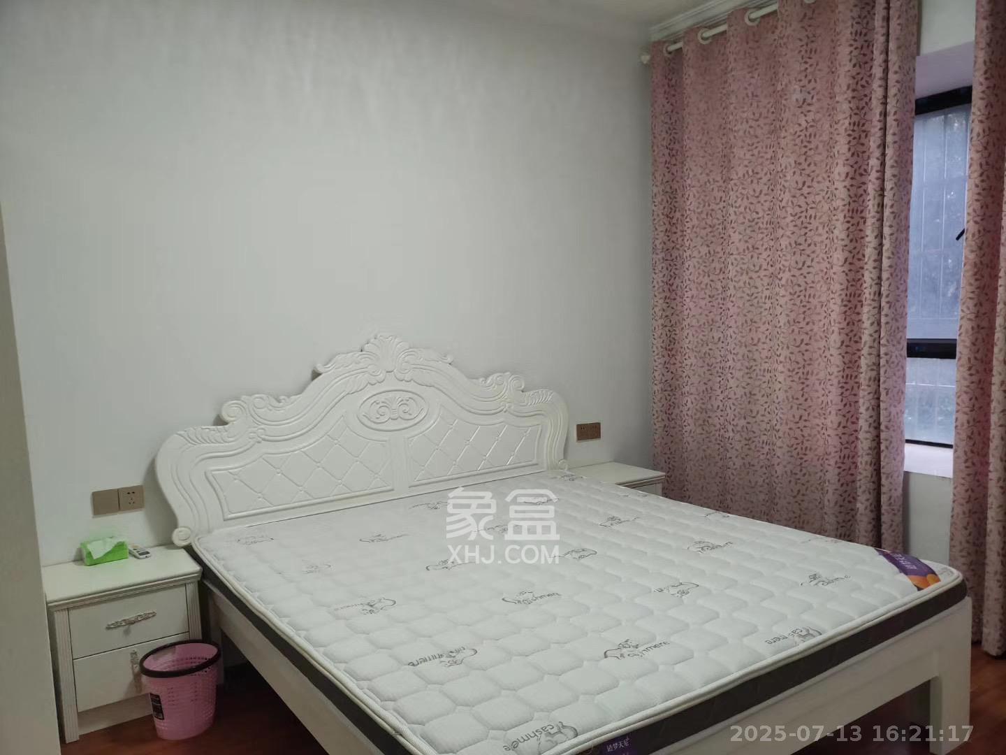 湘府名邸（同力家园）  3室2厅2卫   3200.00元/月室内图