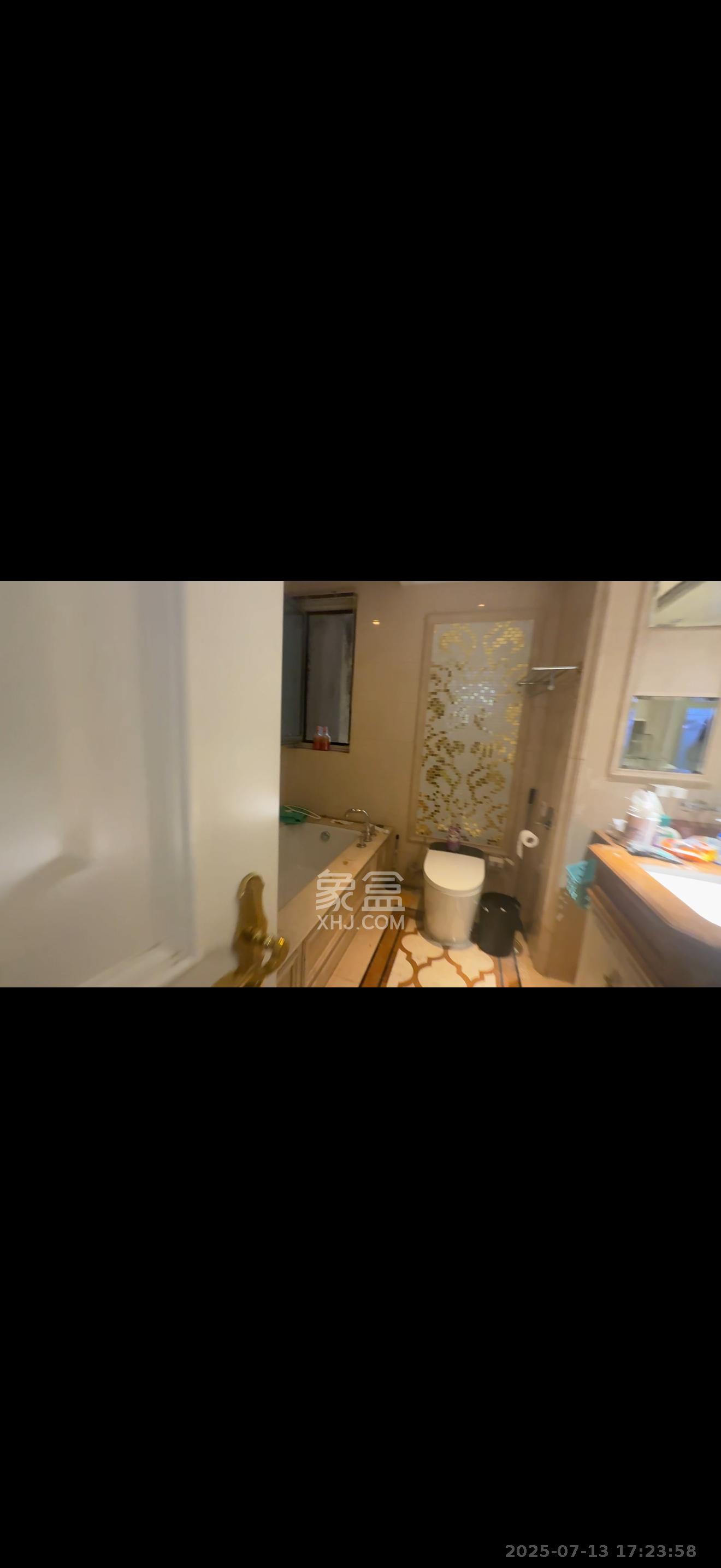 万达公馆 3室2厅3卫 9000.0元/月 万达公馆 3室2厅3卫 9000.0元/月室内图