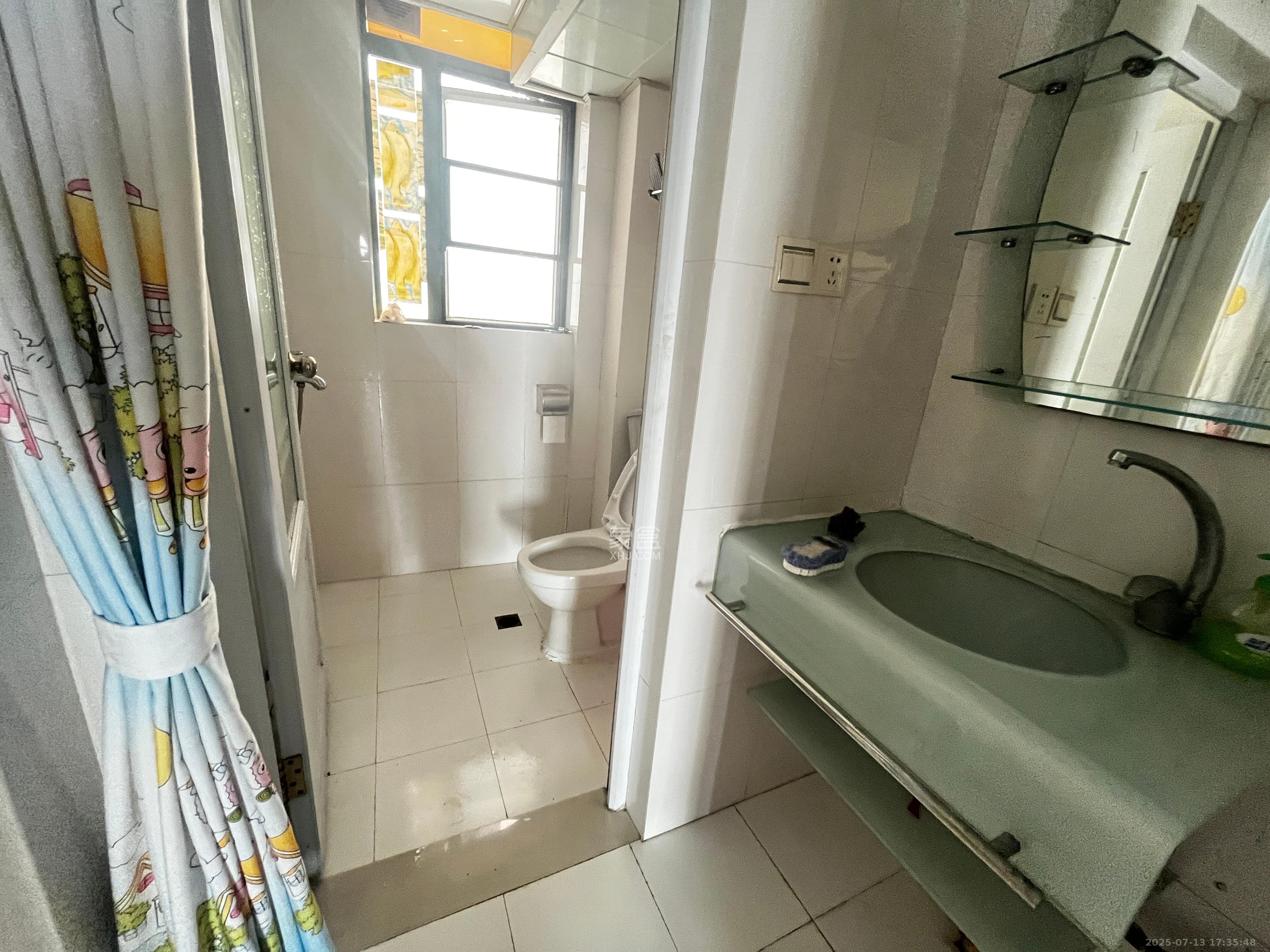 梦泽园  1室2厅2卫    4200.0元/月 梦泽园  1室2厅2卫    4200.0元/月室内图