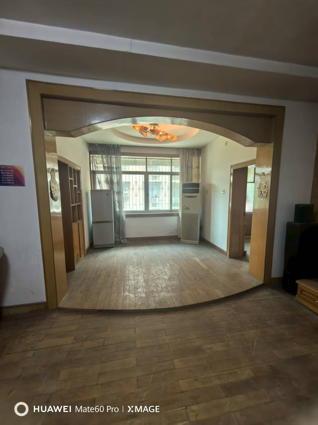 桃花仑工商银行家属区 3室2厅2卫 49.8万 桃花仑工商银行家属区 3室2厅2卫 49.8万室内图