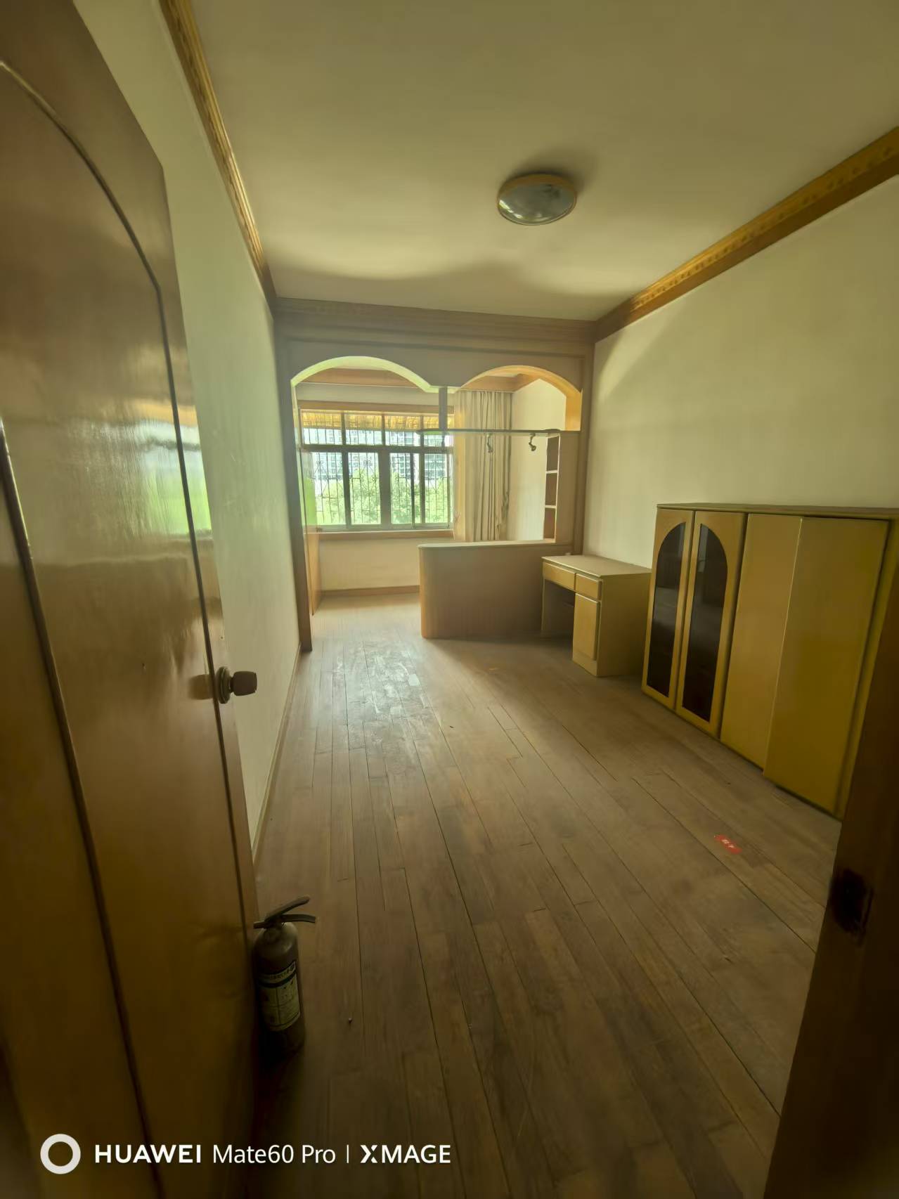 桃花仑工商银行家属区 3室2厅2卫 49.8万 桃花仑工商银行家属区 3室2厅2卫 49.8万室内图