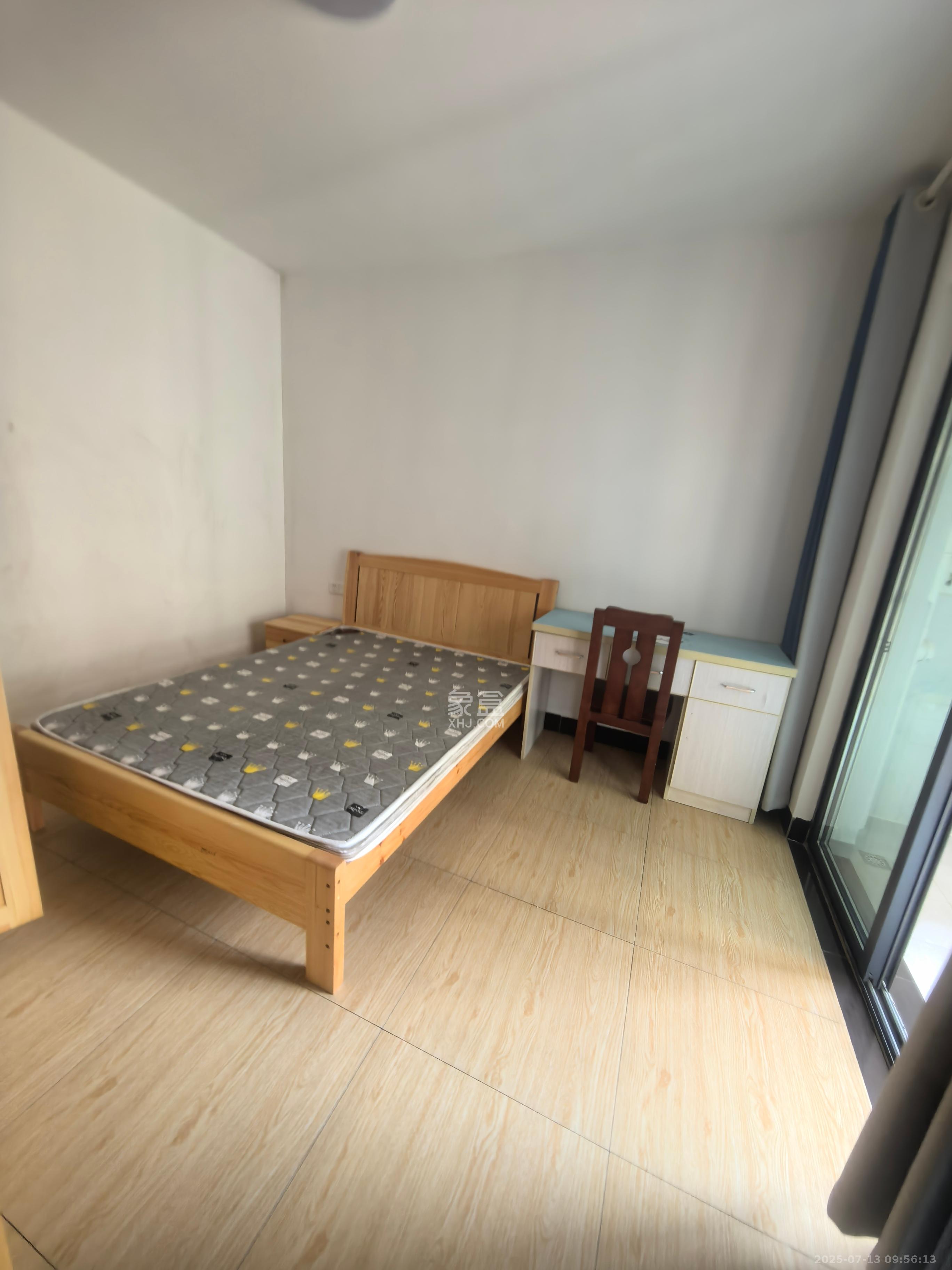 韭菜园嘉苑  3室1厅1卫   3900.00元/月室内图