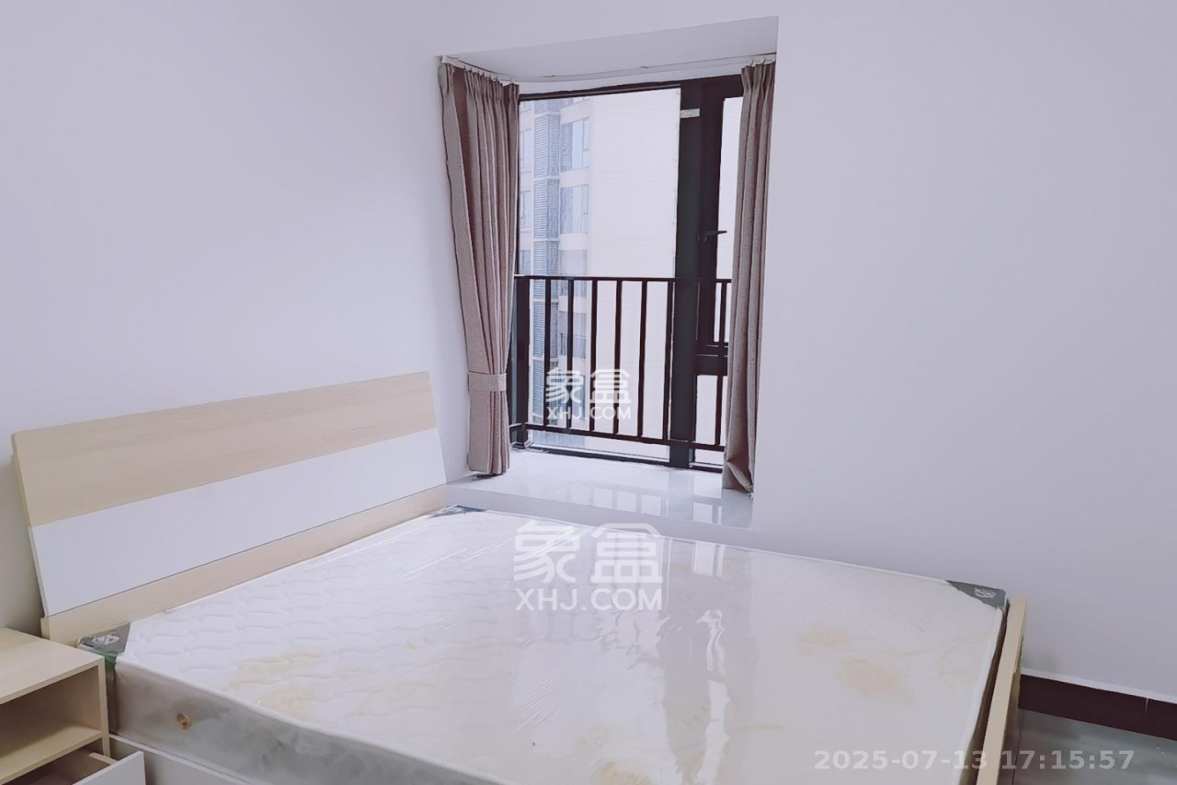 中建嘉和城  3室2厅2卫    2300.0元/月 中建嘉和城  3室2厅2卫    2300.0元/月室内图