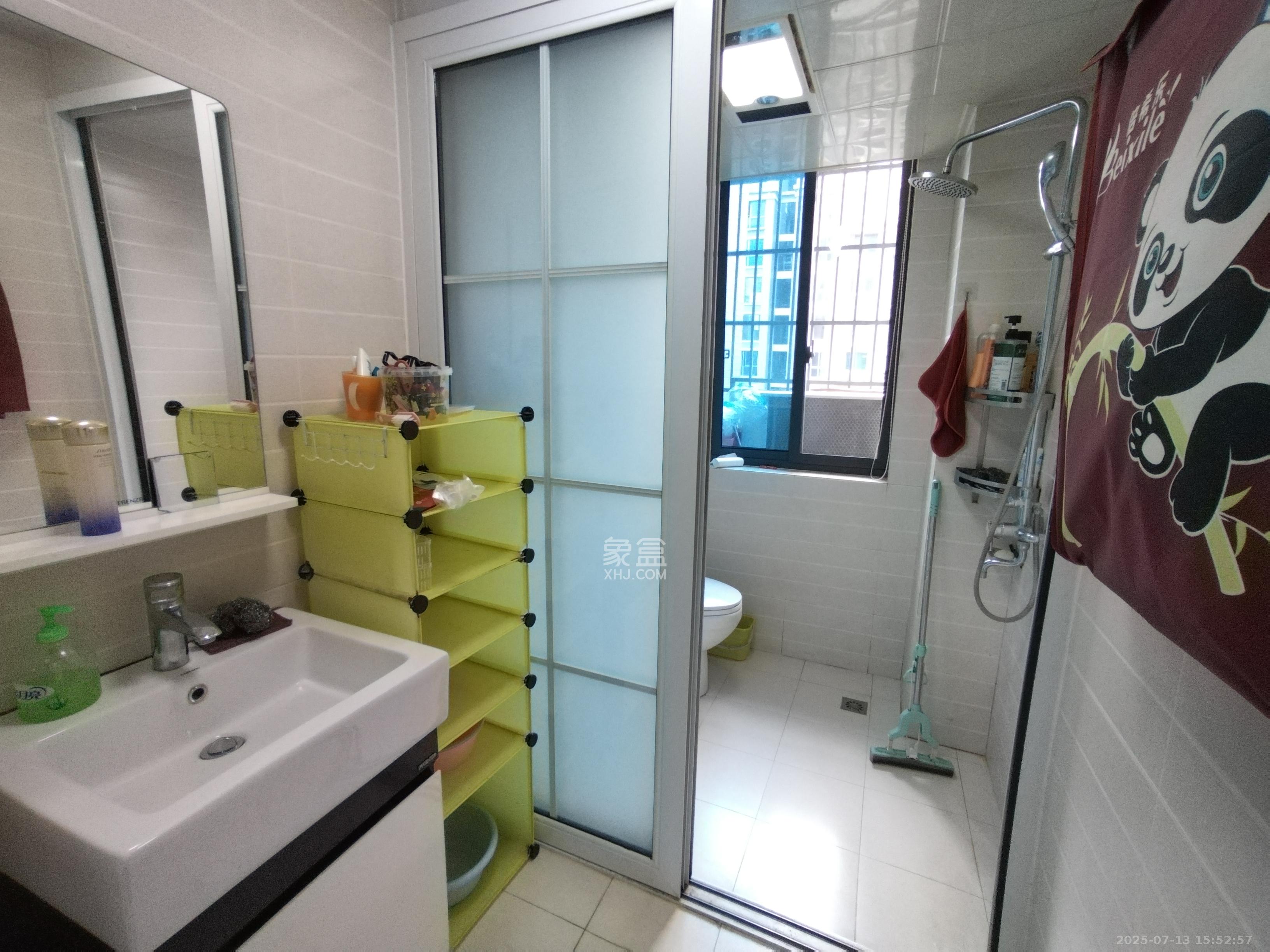 滨江海棠湾  4室2厅1卫   2300.00元/月室内图