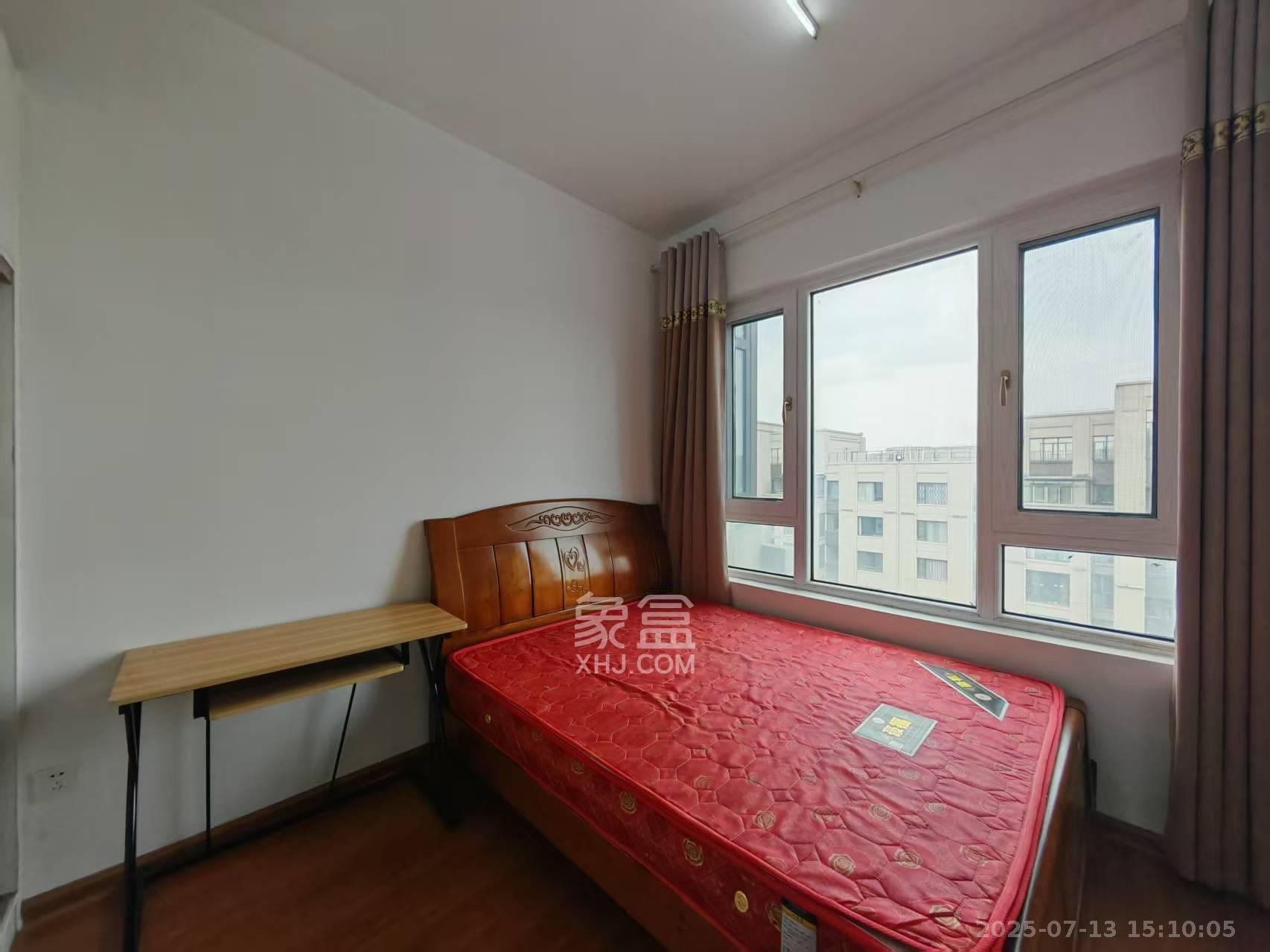 金茂梅溪湖 2室2厅1卫 2400.0元/月 金茂梅溪湖 2室2厅1卫 2400.0元/月室内图