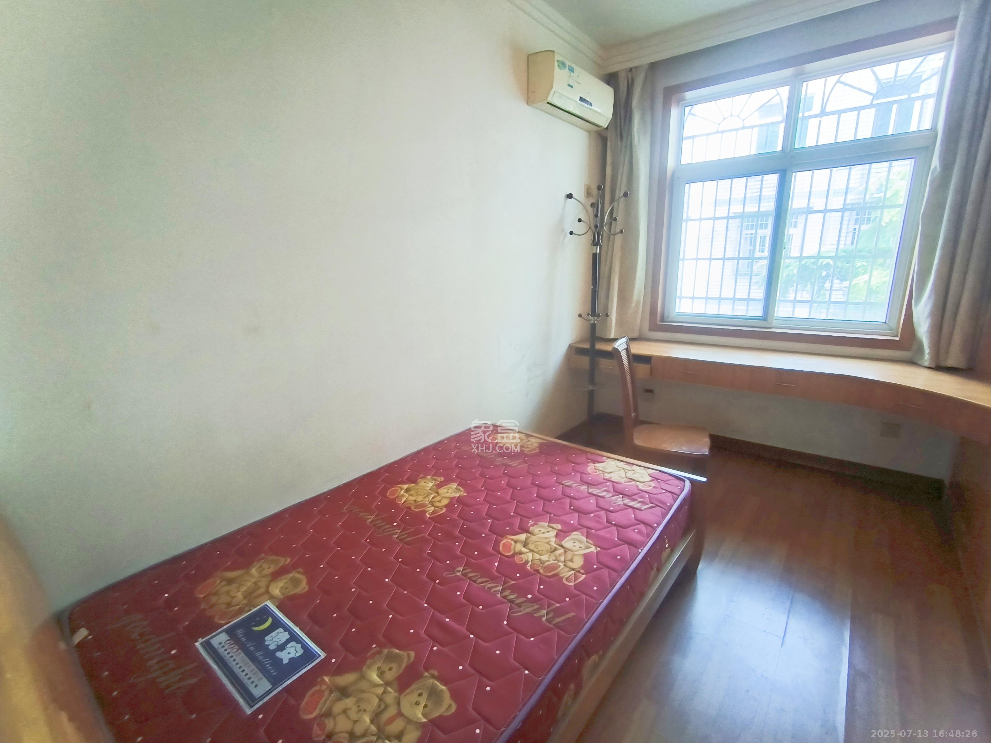 欣胜园  3室2厅2卫    2000.0元/月 欣胜园  3室2厅2卫    2000.0元/月室内图