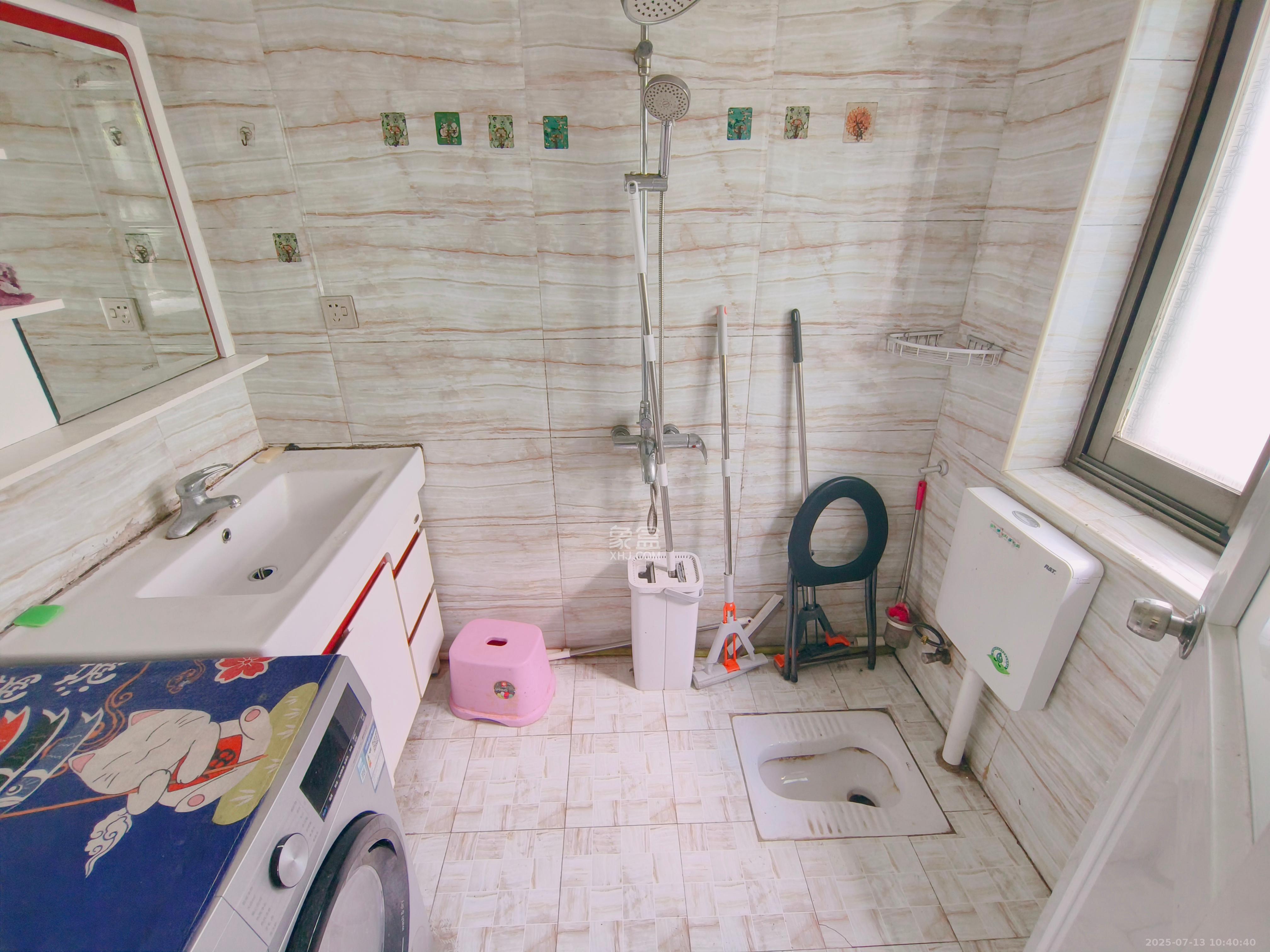 省政府机关梓园住宅区  2室2厅1卫    2800.0元/月 省政府机关梓园住宅区  2室2厅1卫    2800.0元/月室内图