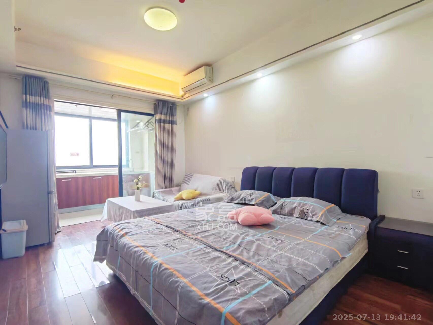 中建木莲工社  1室1厅1卫    1400.0元/月