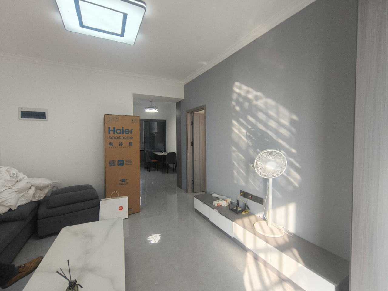 金山俪园 2室1厅1卫 1700.0元/月 金山俪园 2室1厅1卫 1700.0元/月室内图