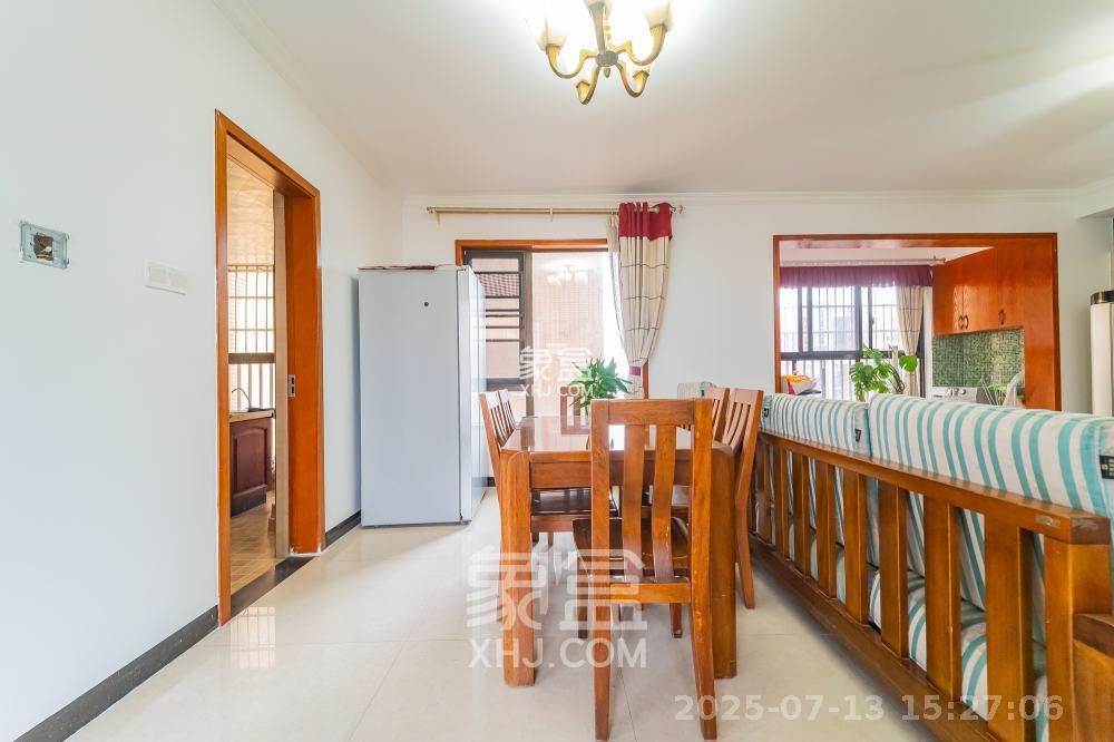 华润凤凰城三期 3室2厅2卫 2400.0元/月 华润凤凰城三期 3室2厅2卫 2400.0元/月室内图