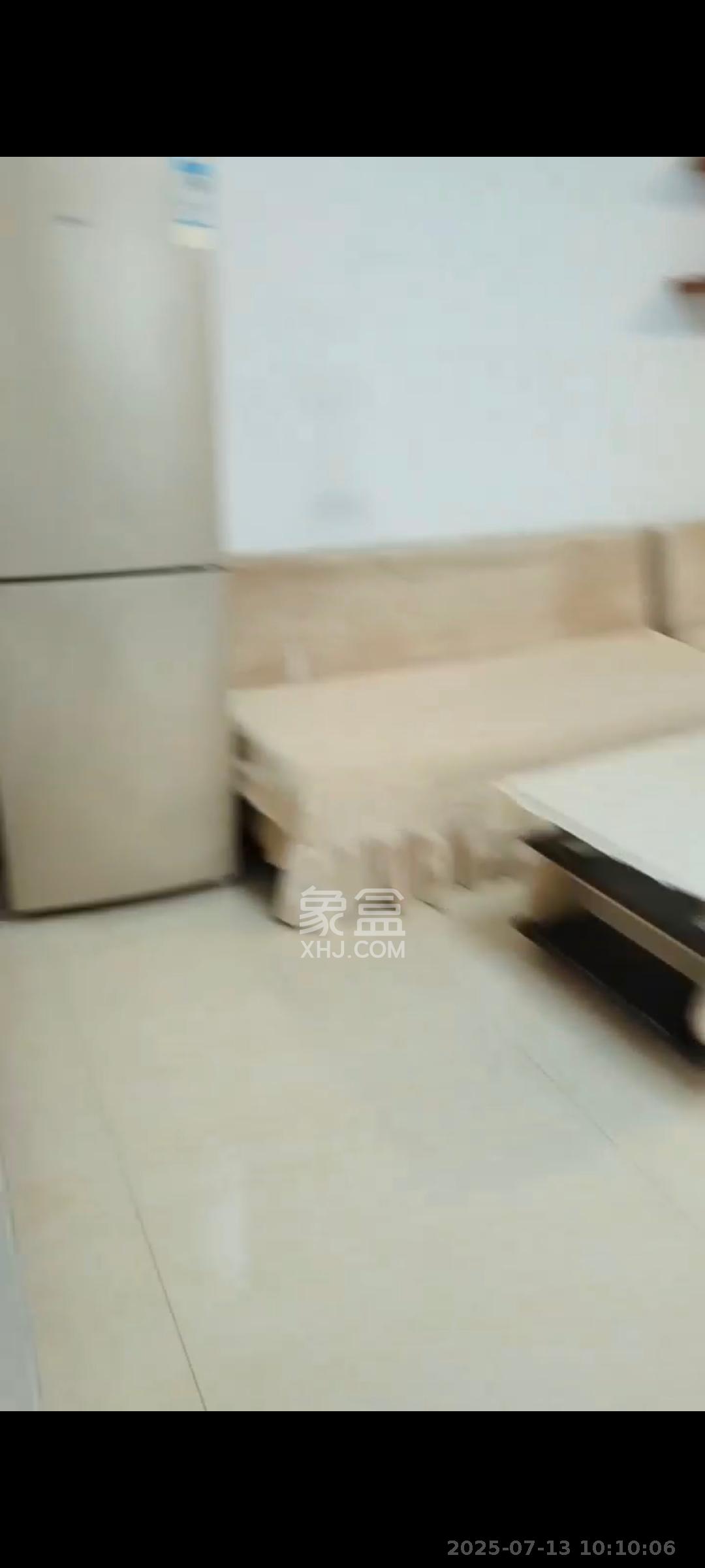 先锋东外滩  1室1厅1卫   1800.00元/月室内图