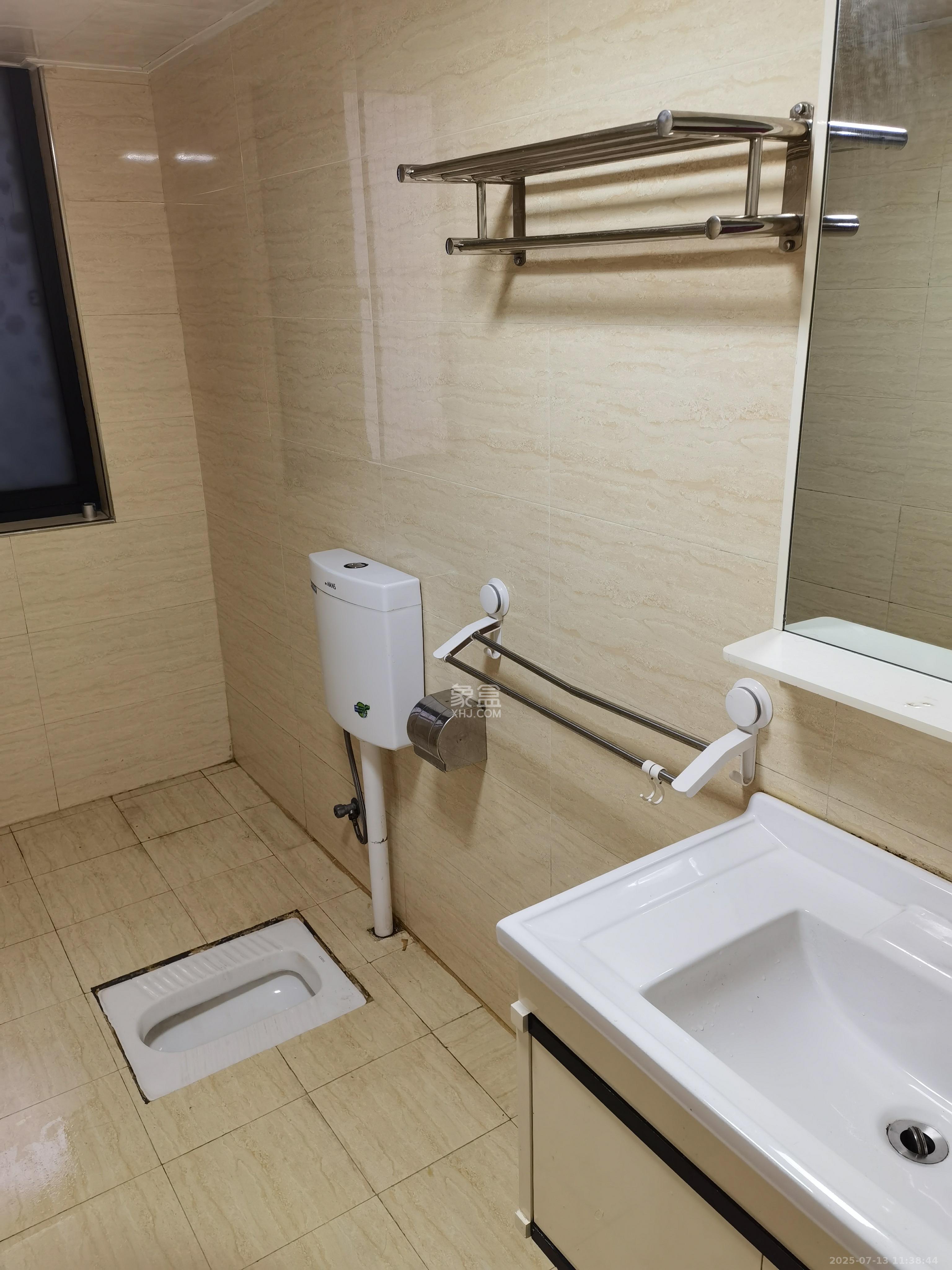 融科东南海 4室2厅2卫 2850.0元/月 融科东南海 4室2厅2卫 2850.0元/月室内图