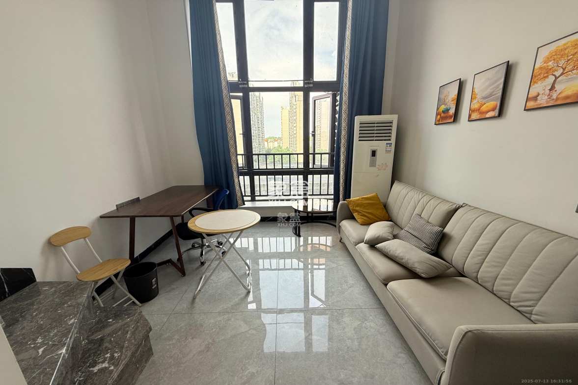 藏珑湖上公馆 1室0厅0卫 2200.0元/月 藏珑湖上公馆 1室0厅0卫 2200.0元/月室内图