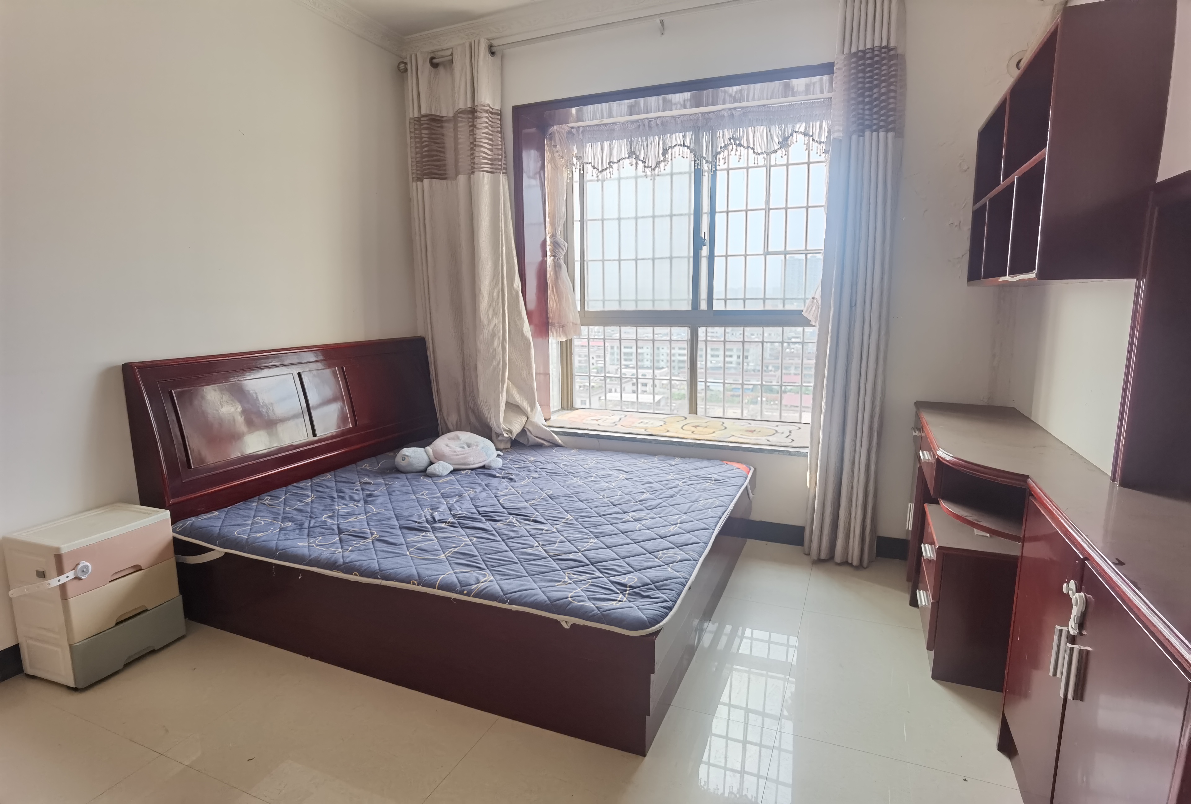 百花好望角 2室2厅2卫 43.8万 百花好望角 2室2厅2卫 43.8万客厅