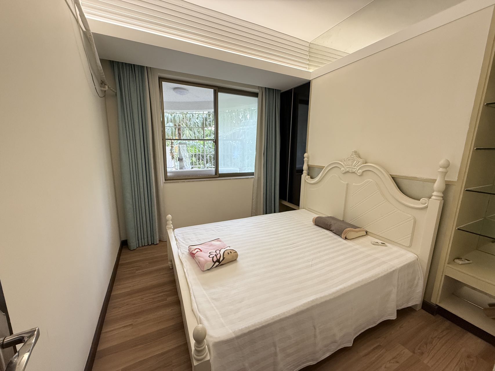 海岸壹号 4室2厅2卫 5200.0元/月 海岸壹号 4室2厅2卫 5200.0元/月室内图