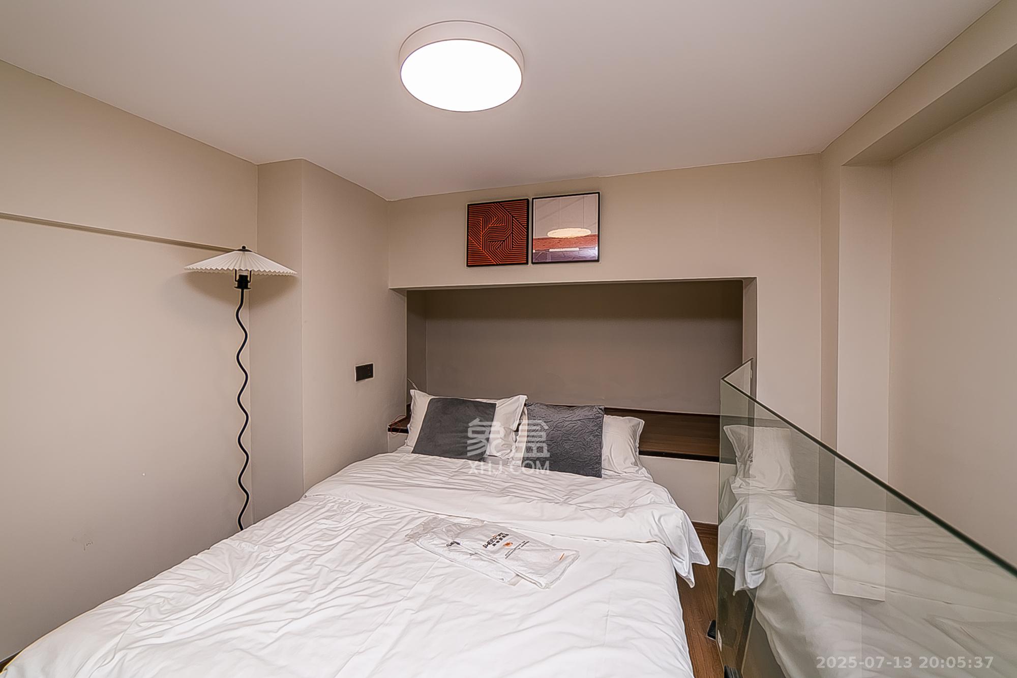 卓越江岸  2室1厅1卫    39.8万 卓越江岸  2室1厅1卫    39.8万卧室