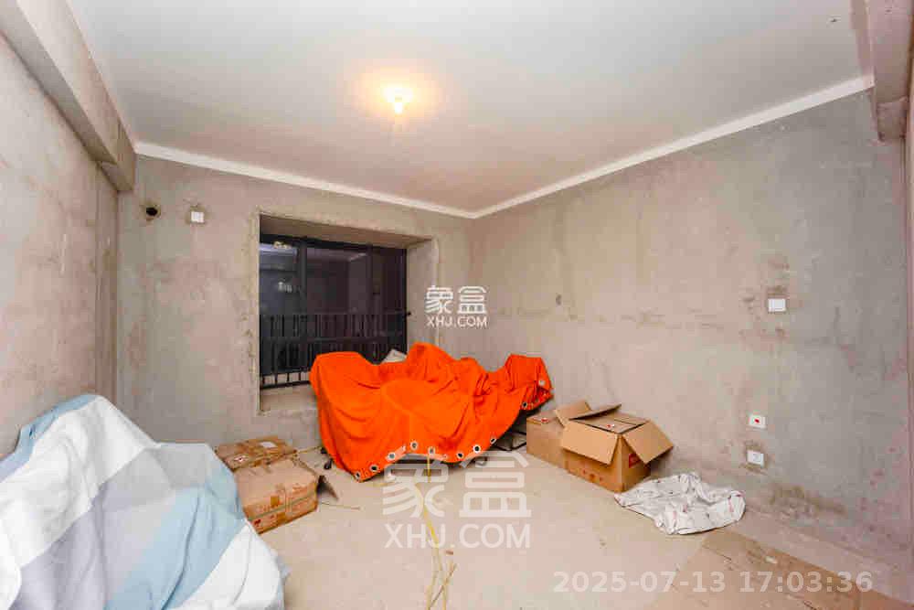荣悦台  4室2厅2卫   4500.00元/月室内图