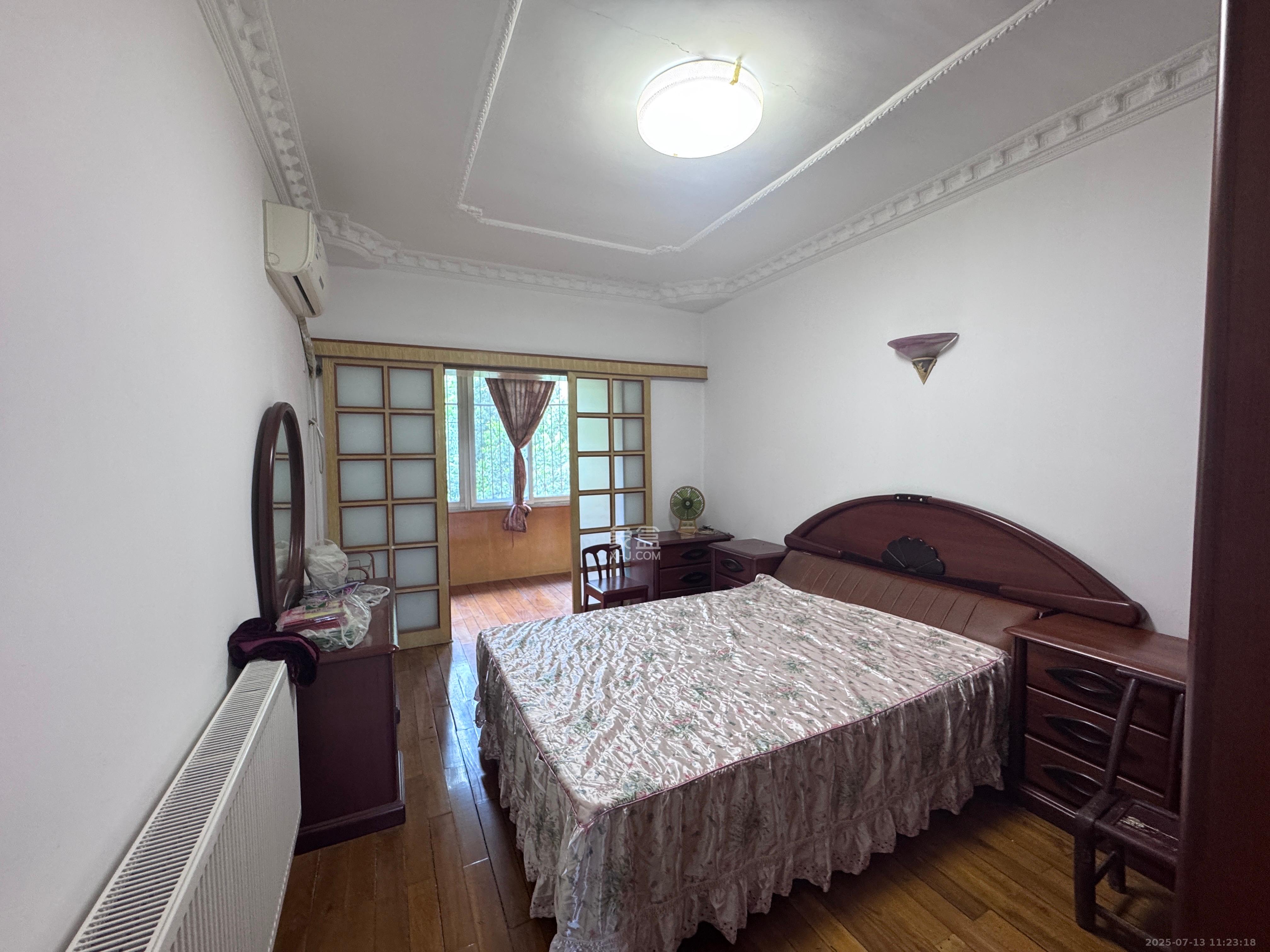 商贸旅游学院教师宿舍  2室2厅1卫    1800.0元/月室内图