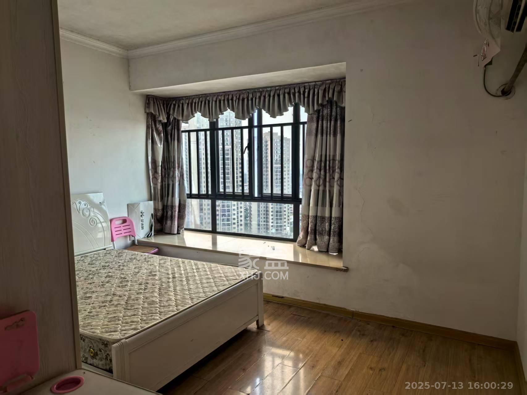 深业睿城  3室2厅2卫    2300.0元/月室内图