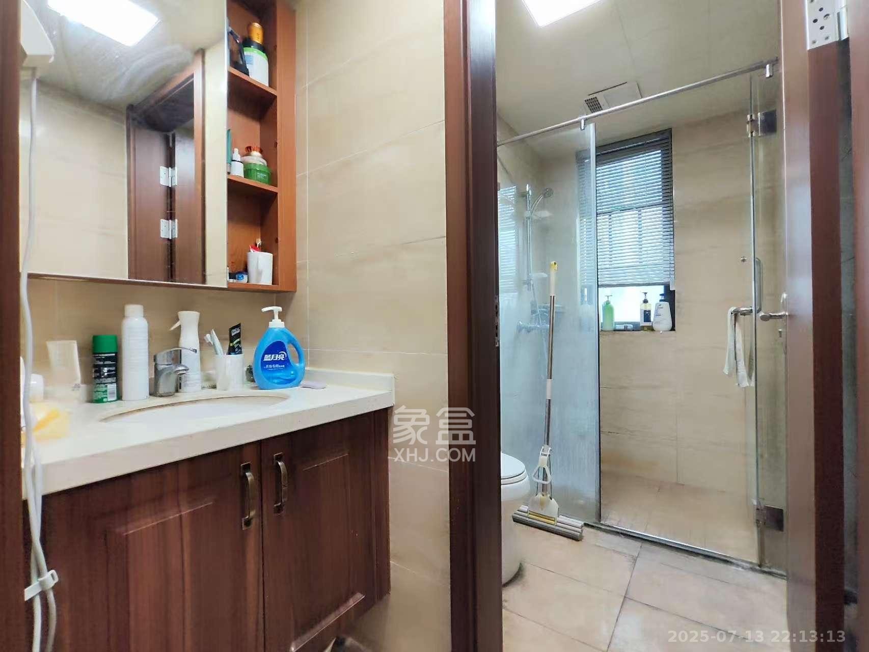 万润滨江天著 4室2厅2卫 3000.0元/月 万润滨江天著 4室2厅2卫 3000.0元/月室内图