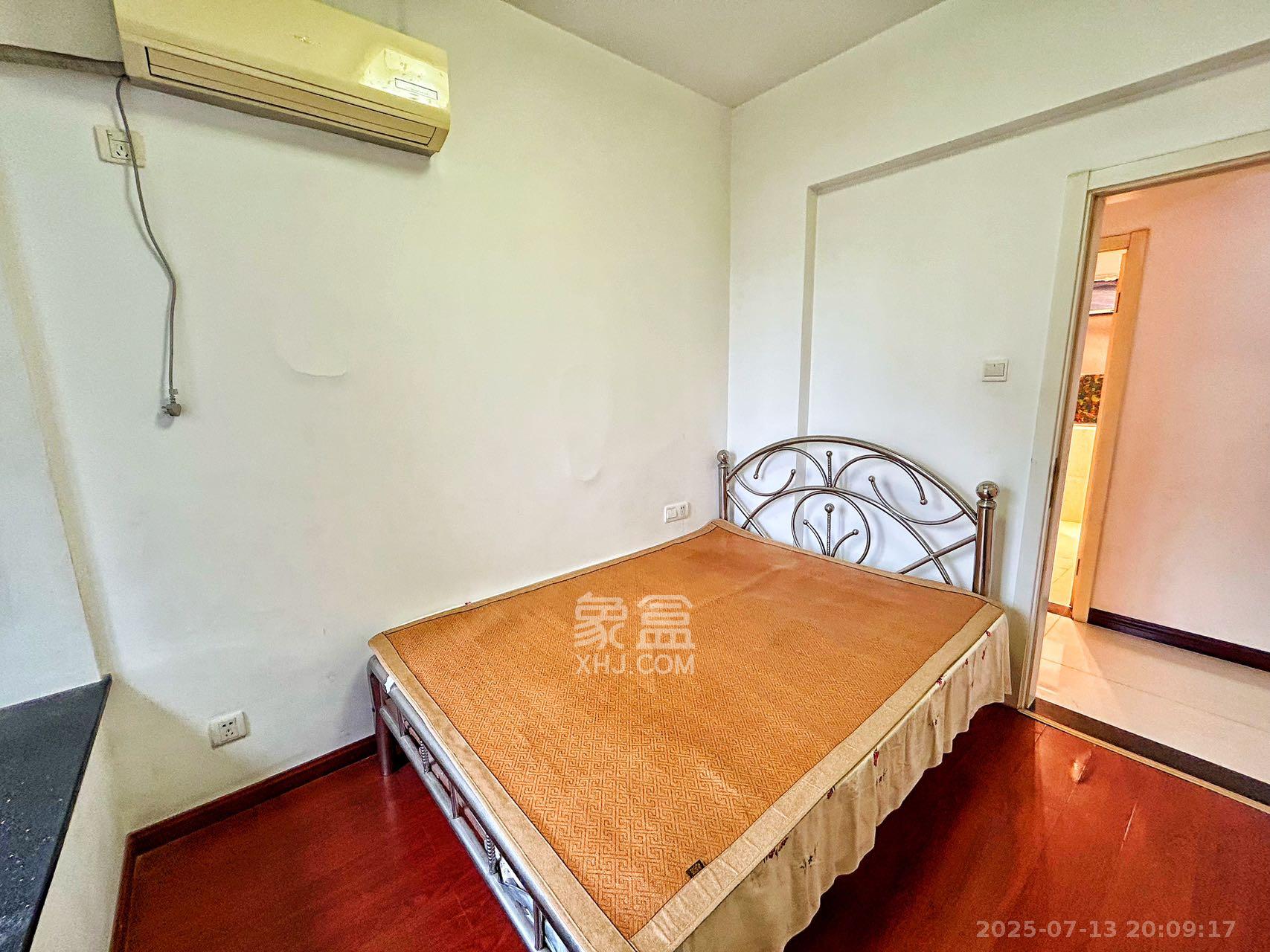 滨江君悦香邸  3室2厅2卫    2600.0元/月室内图