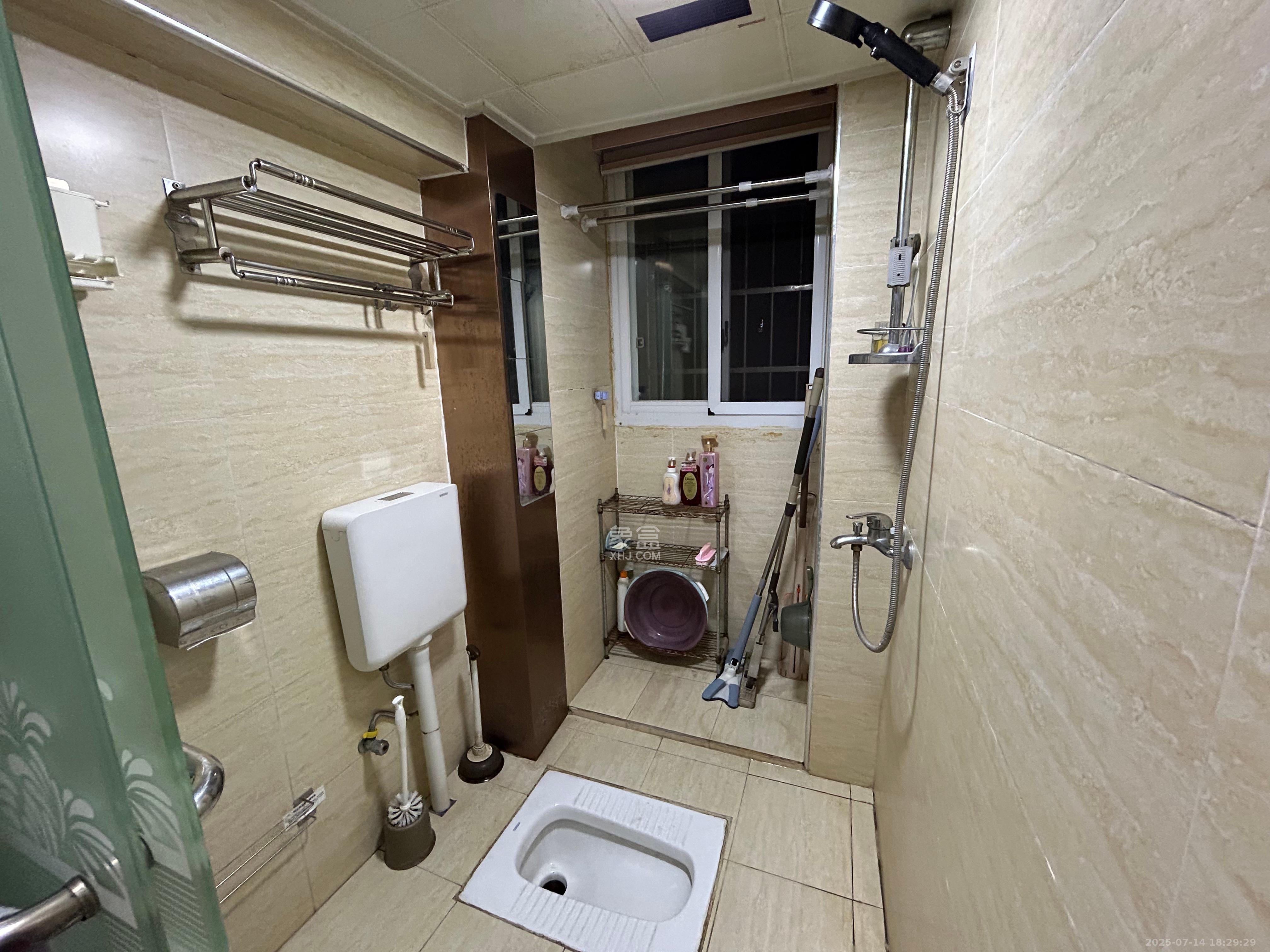 路桥宿舍 2室1厅1卫 1680.0元/月 路桥宿舍 2室1厅1卫 1680.0元/月室内图