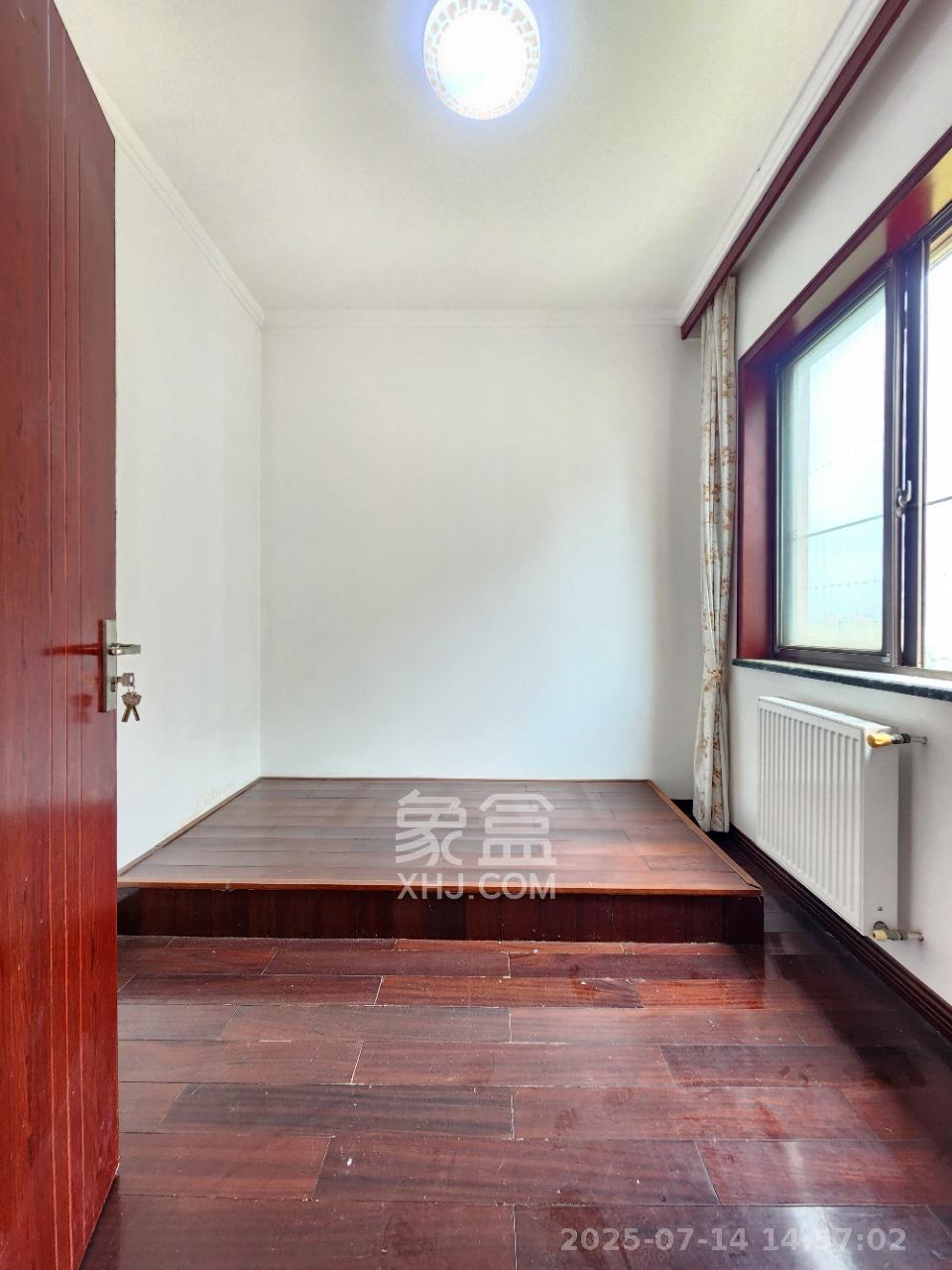 西岸润泽府  4室2厅2卫    3200.0元/月室内图