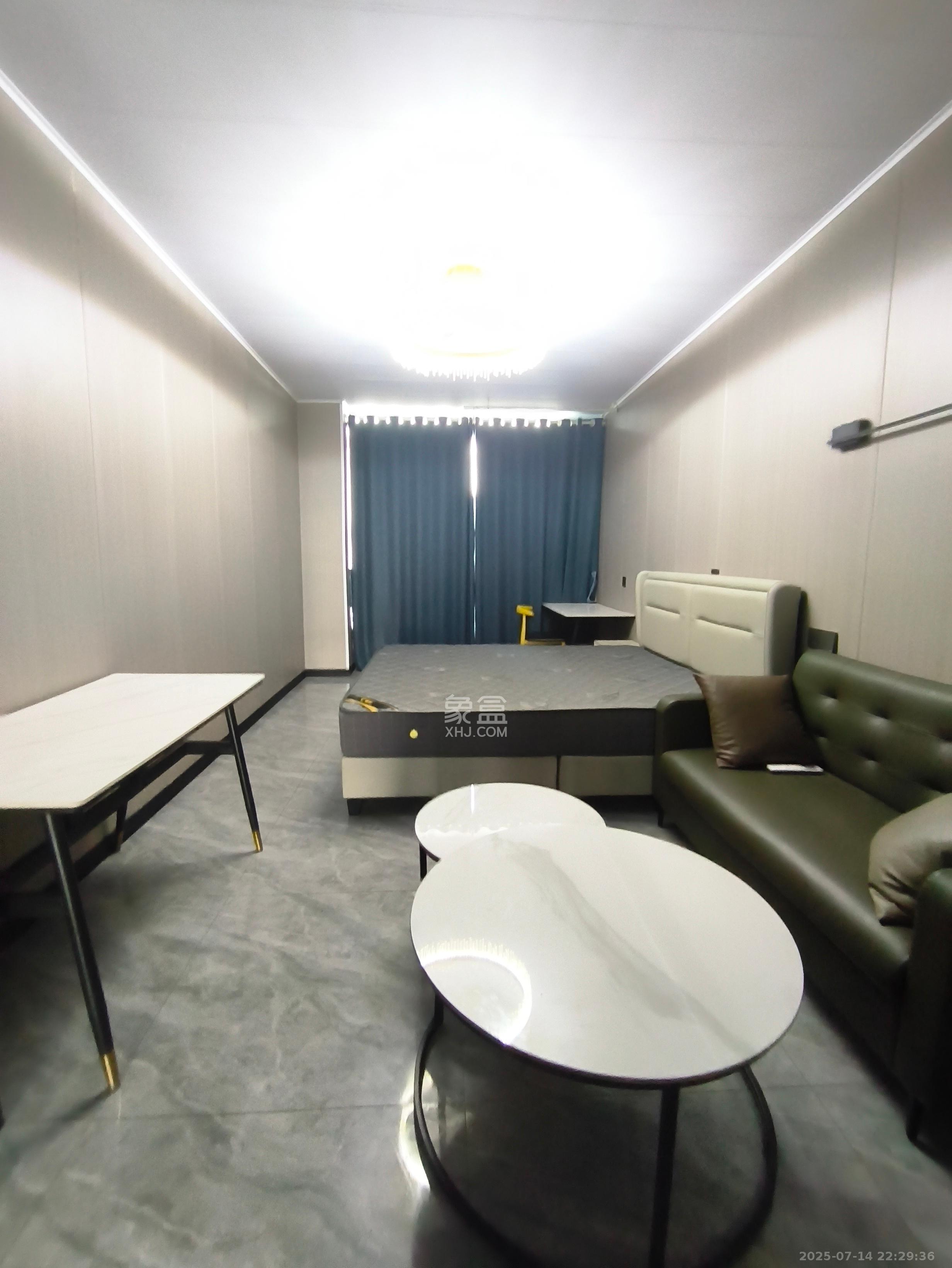 华宇时代广场 1室1厅1卫 1240.0元/月 华宇时代广场 1室1厅1卫 1240.0元/月室内图