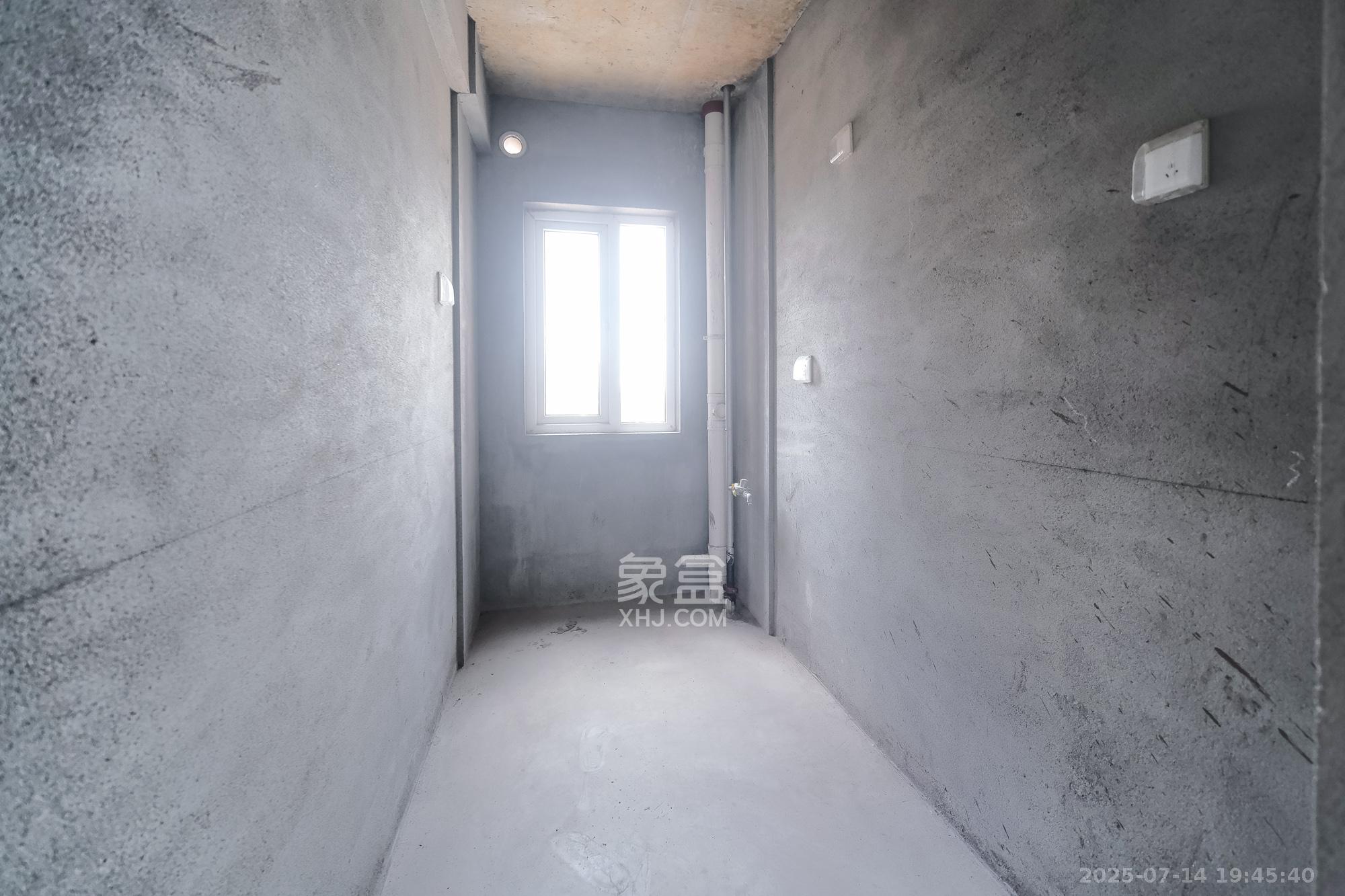 荣盛花语城 3室2厅1卫 46.8万 荣盛花语城 3室2厅1卫 46.8万厨房