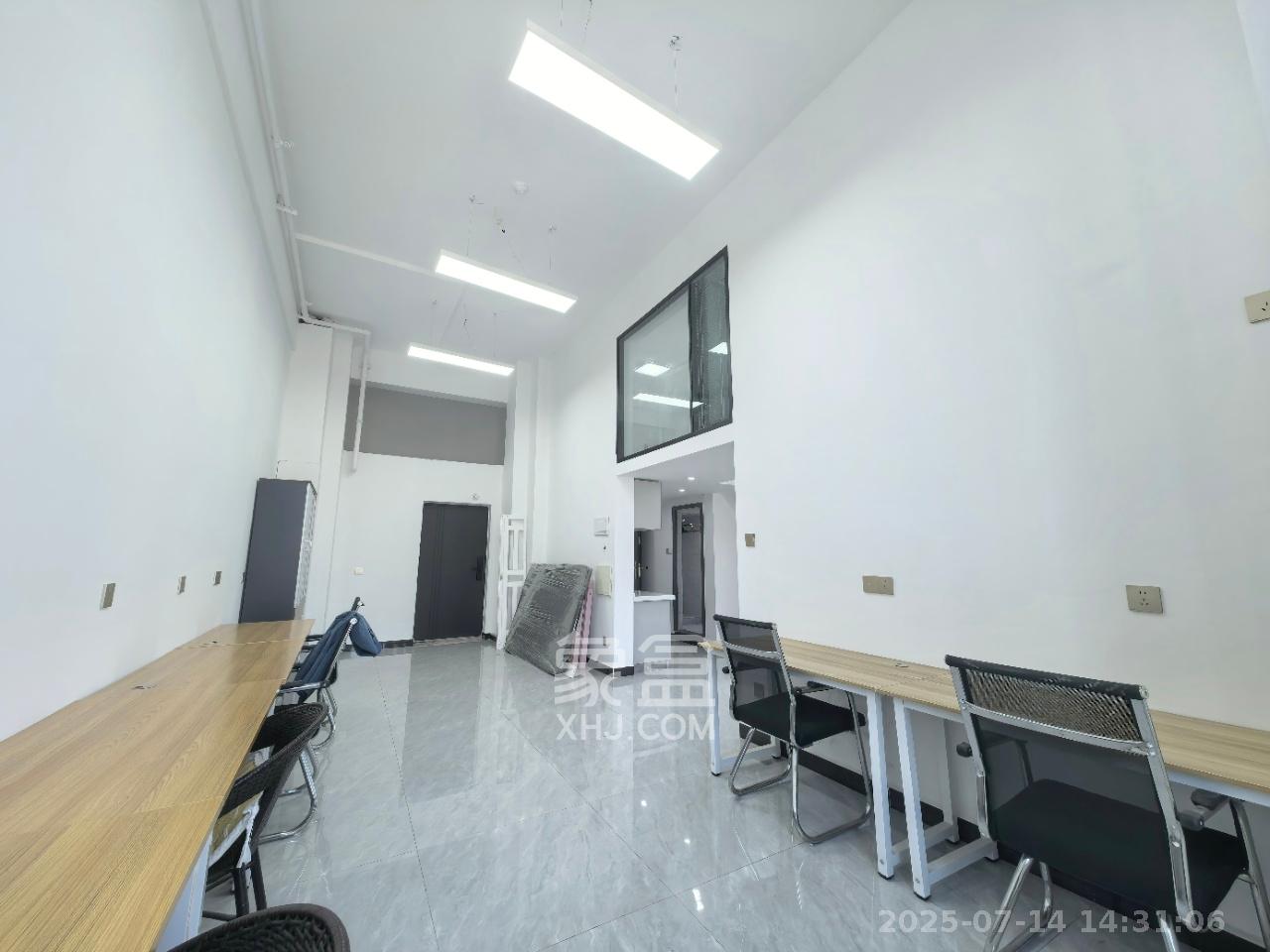 中海阅溪府  1室1厅1卫   3200.00元/月室内图